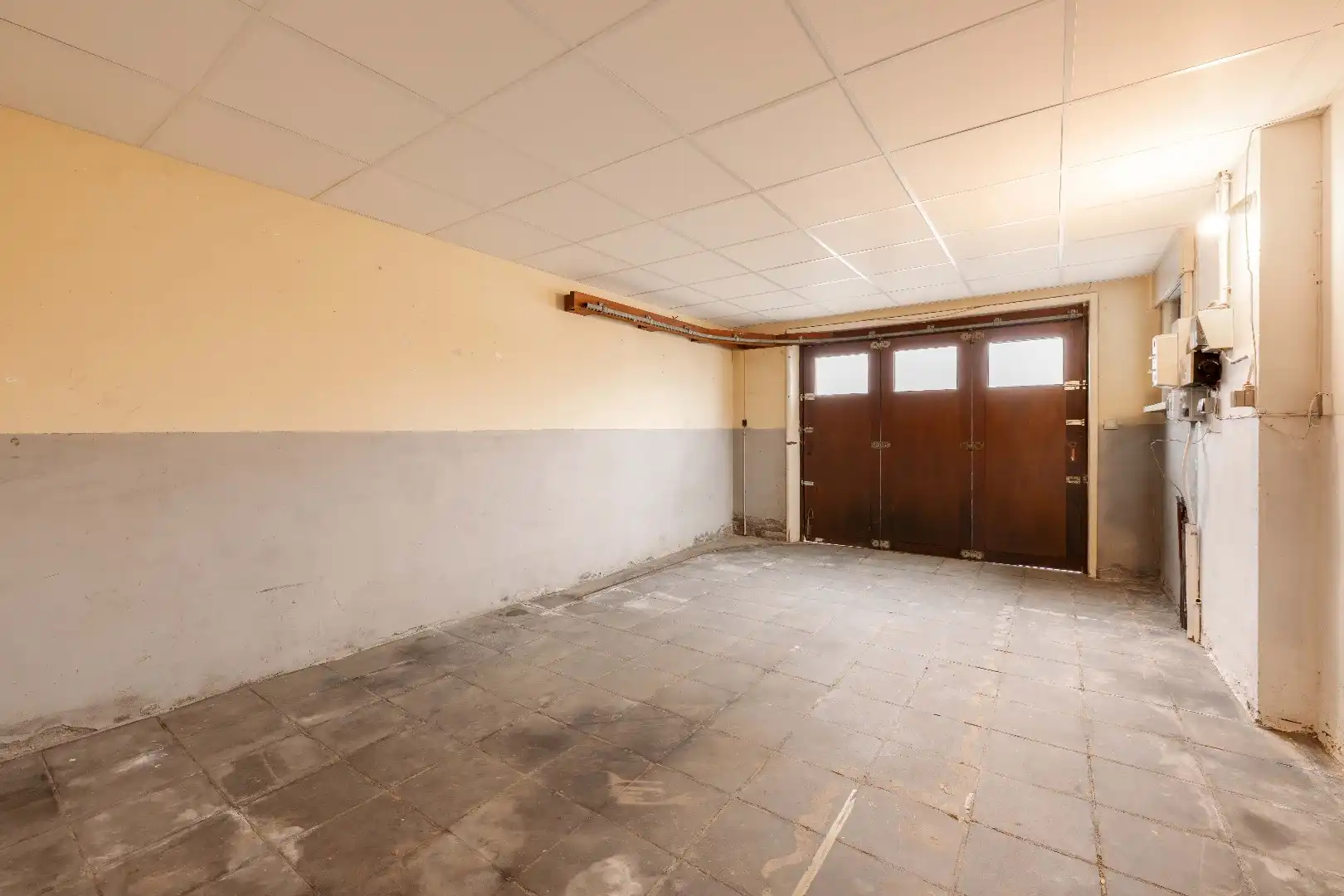 GUNSTIG GELEGEN GEZINSWONING OP 214 m² MET GARAGE foto 10