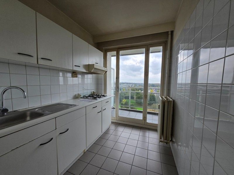 Te Renoveren Appartement met 1 Slaapkamer Gelegen aan het Drie Fonteinenpark te Vilvoorde foto 4