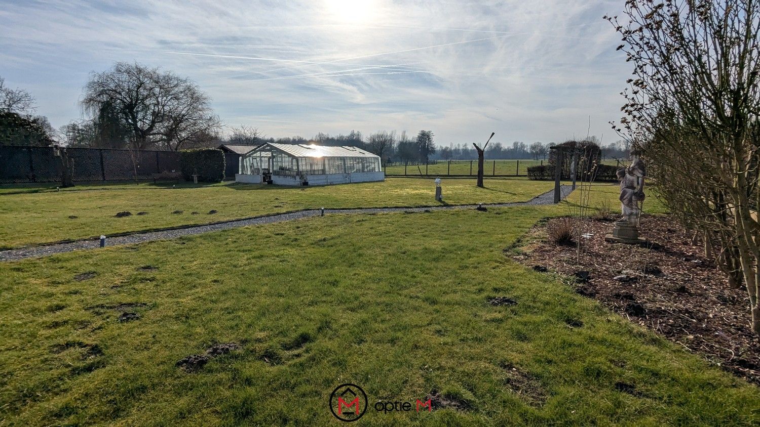 Vrijstaande woning met grote tuin en prachtig uitzicht in Bilzen foto 26