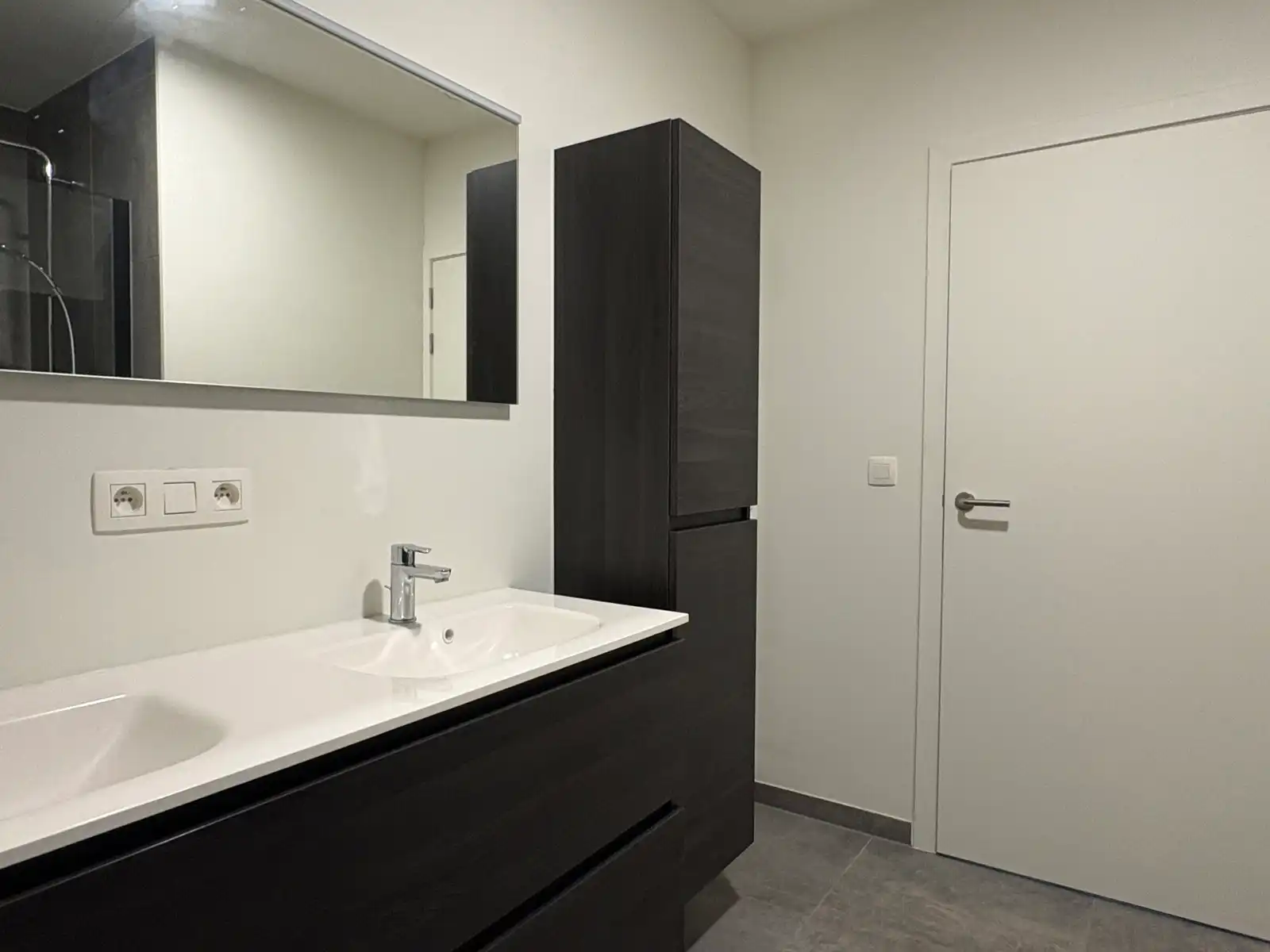 Recent appartement, met lift, zuidgericht terras.  foto 15