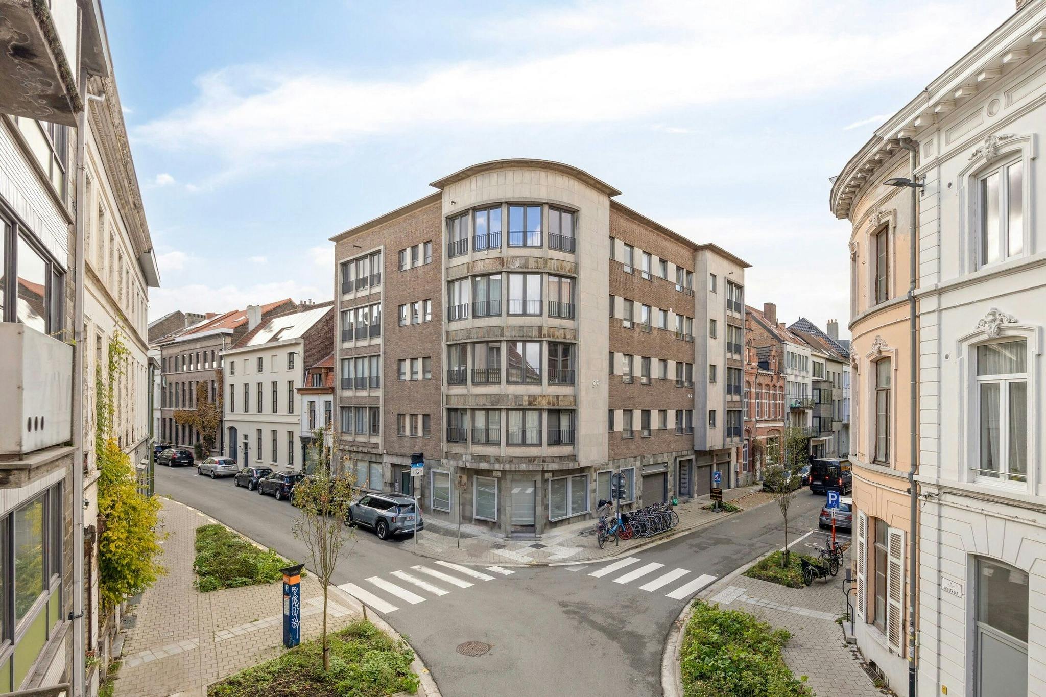 Gelijkvloers appartement op toplocatie te koop te Gent  foto 3