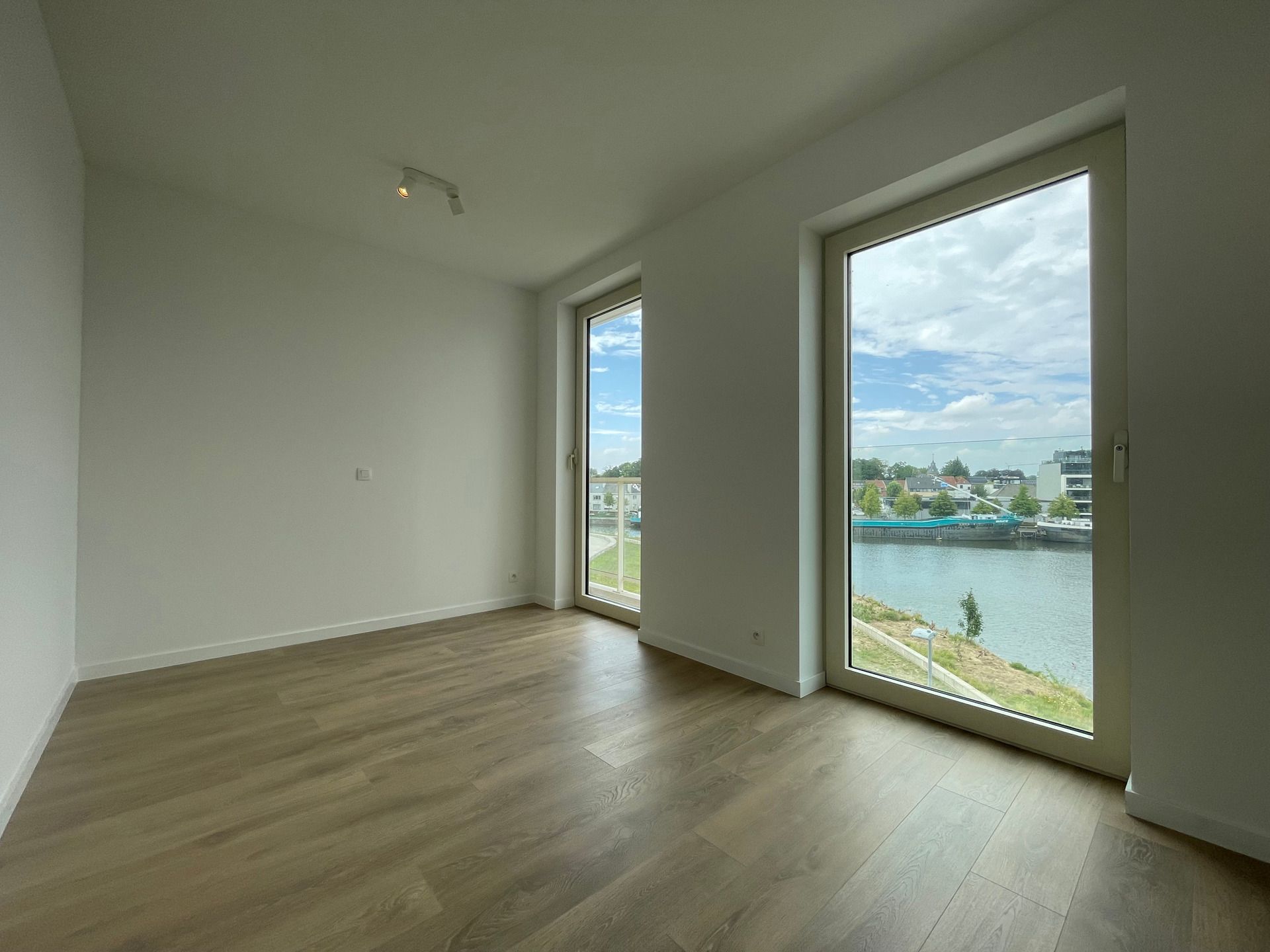 Nieuwbouwappartement met Scheldezicht en zonneterras foto 11