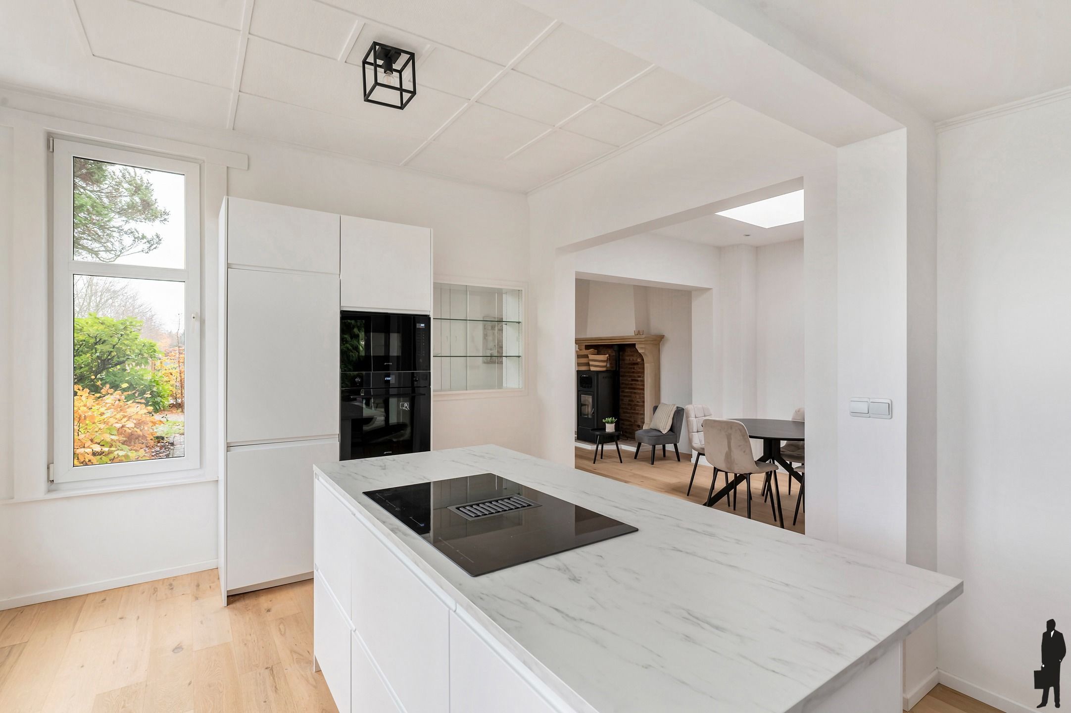 Gerenoveerde woning op ca. 520m2 met 3 slaapkamers en bureau foto 8