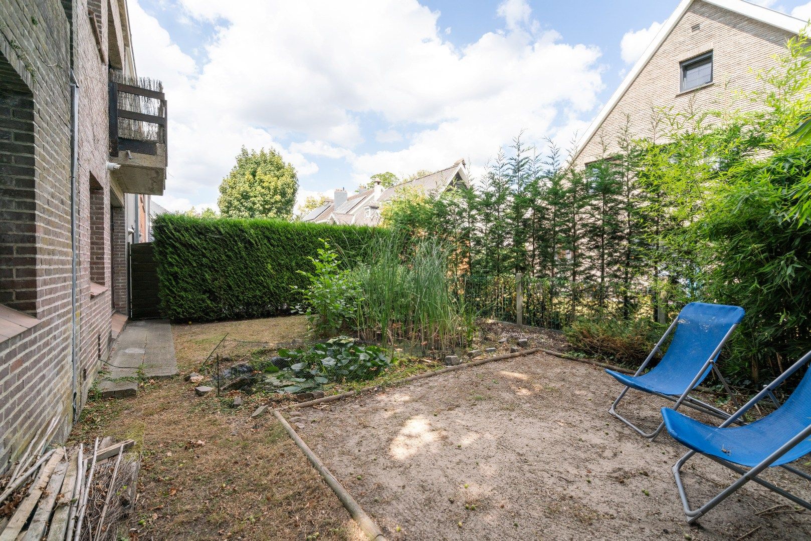 Architecturale woning met garage en ruime tuin! foto 16