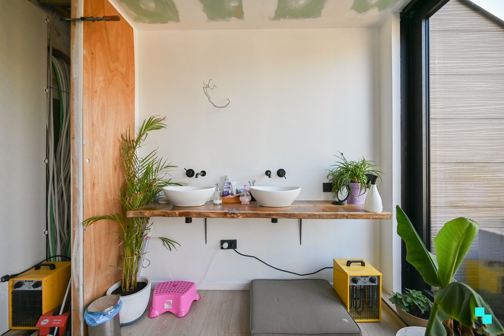 Eengezinswoning met drie slaapkamers te Lendelede foto 17