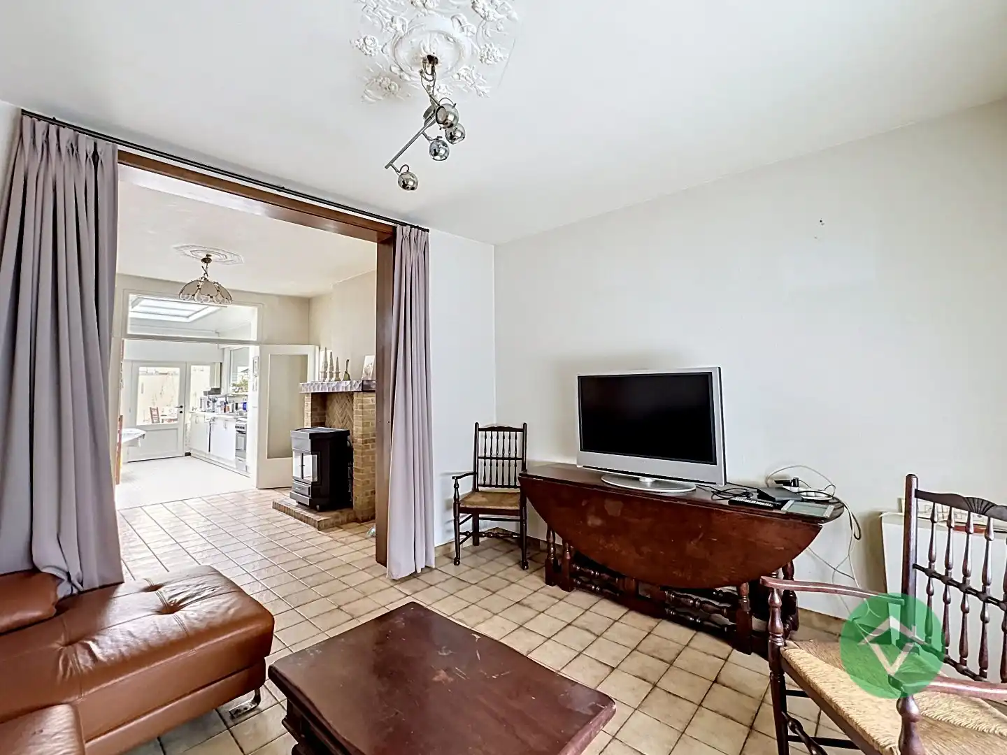 Woning met 3 slaapkamers en tuin te Eernegem foto 4