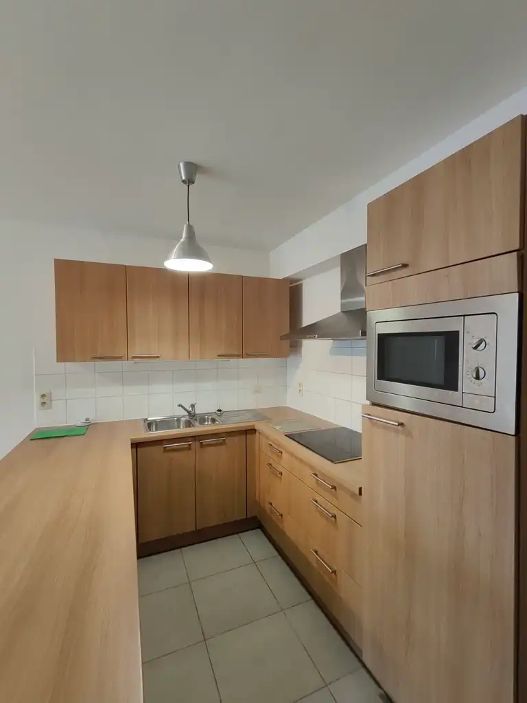 Gelijkvloers app. met 1 slaapkamer en autostaanplaats! foto 4