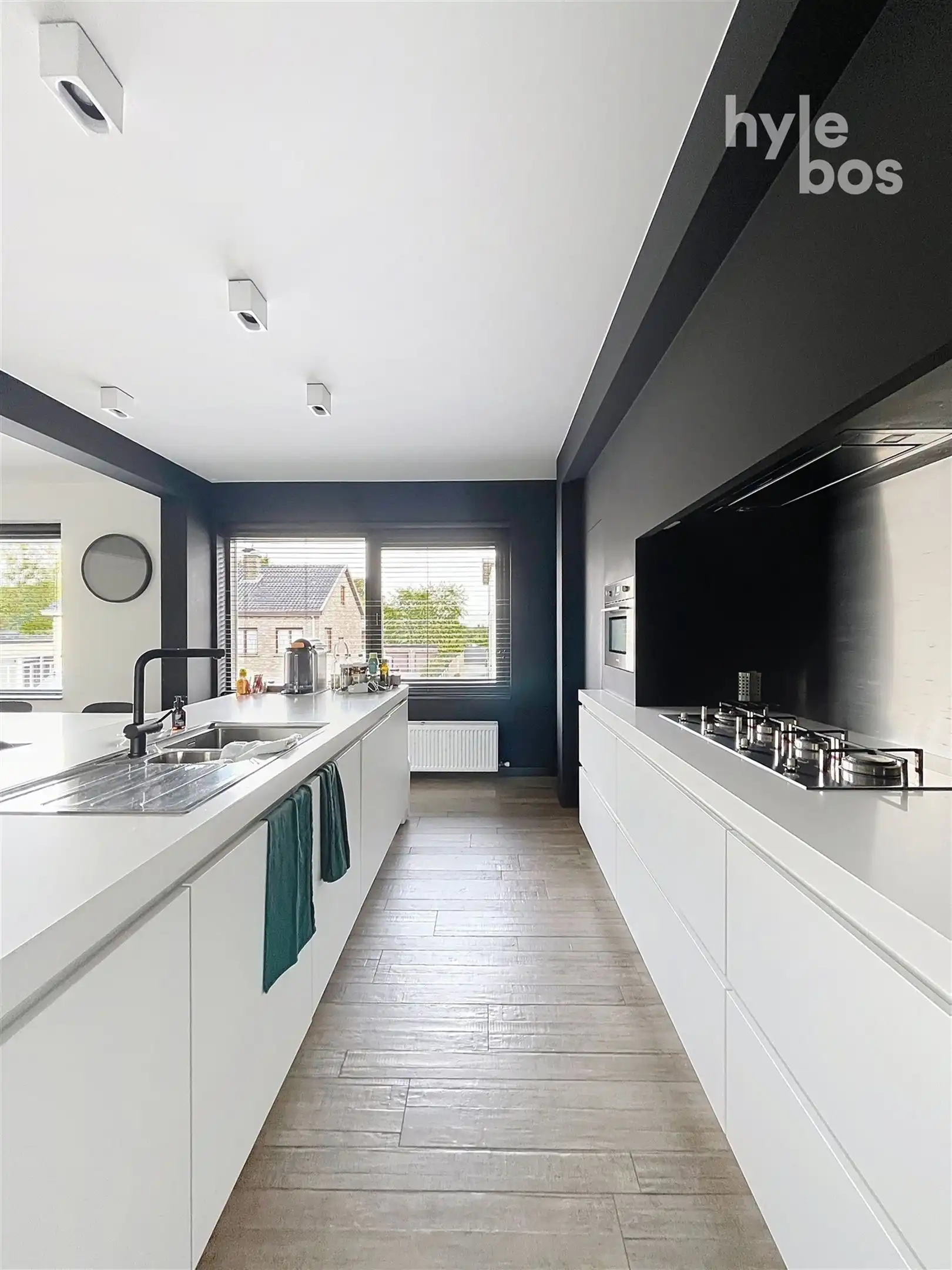 Ruime, moderne kantoorruimte  foto 7