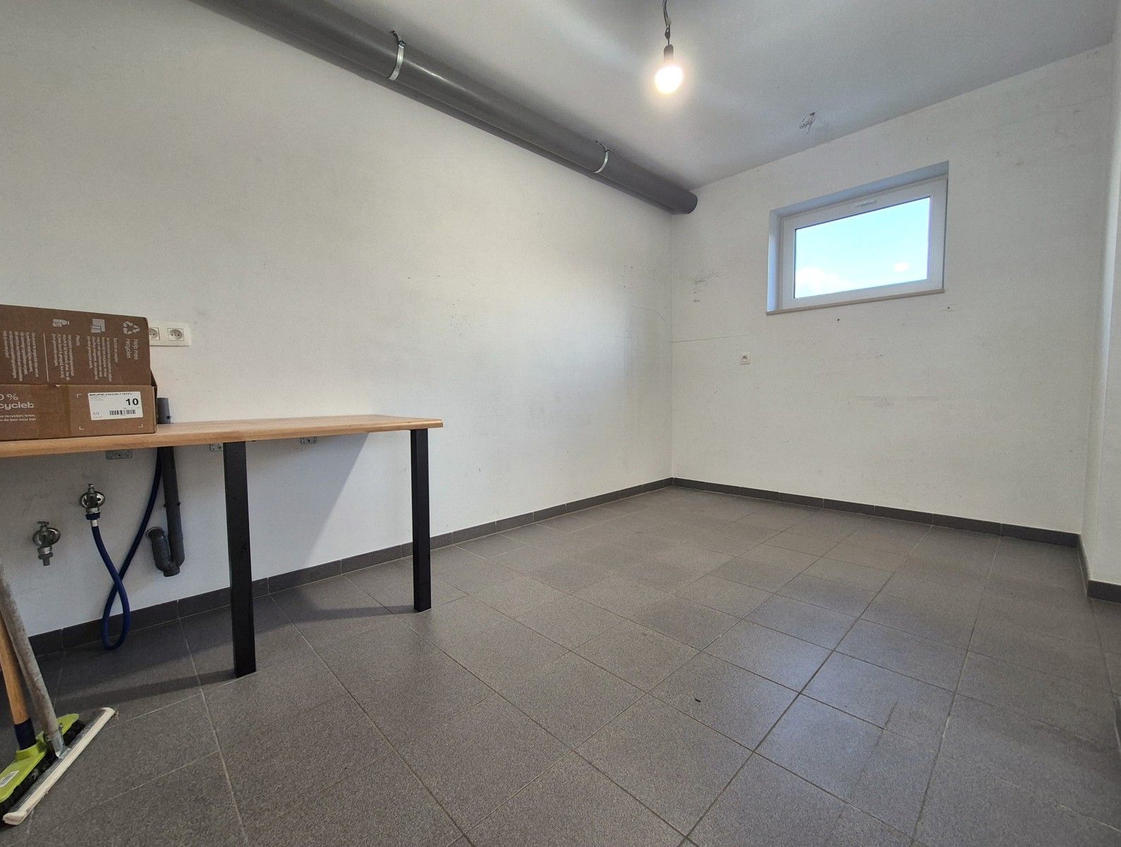 Recente halfopen woning E-peil 15! tot 5 slaapkamers aan 2% foto 13