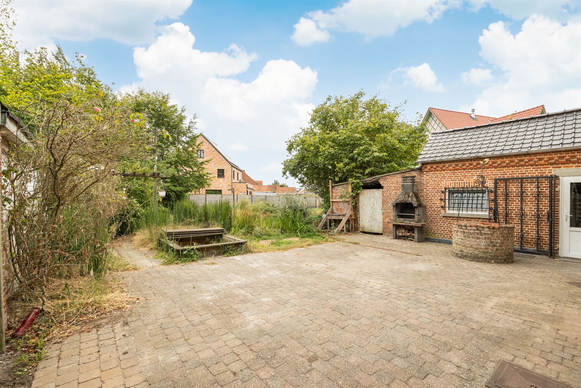 Lichtrijk op te frissen woning op 11a60ca foto 14