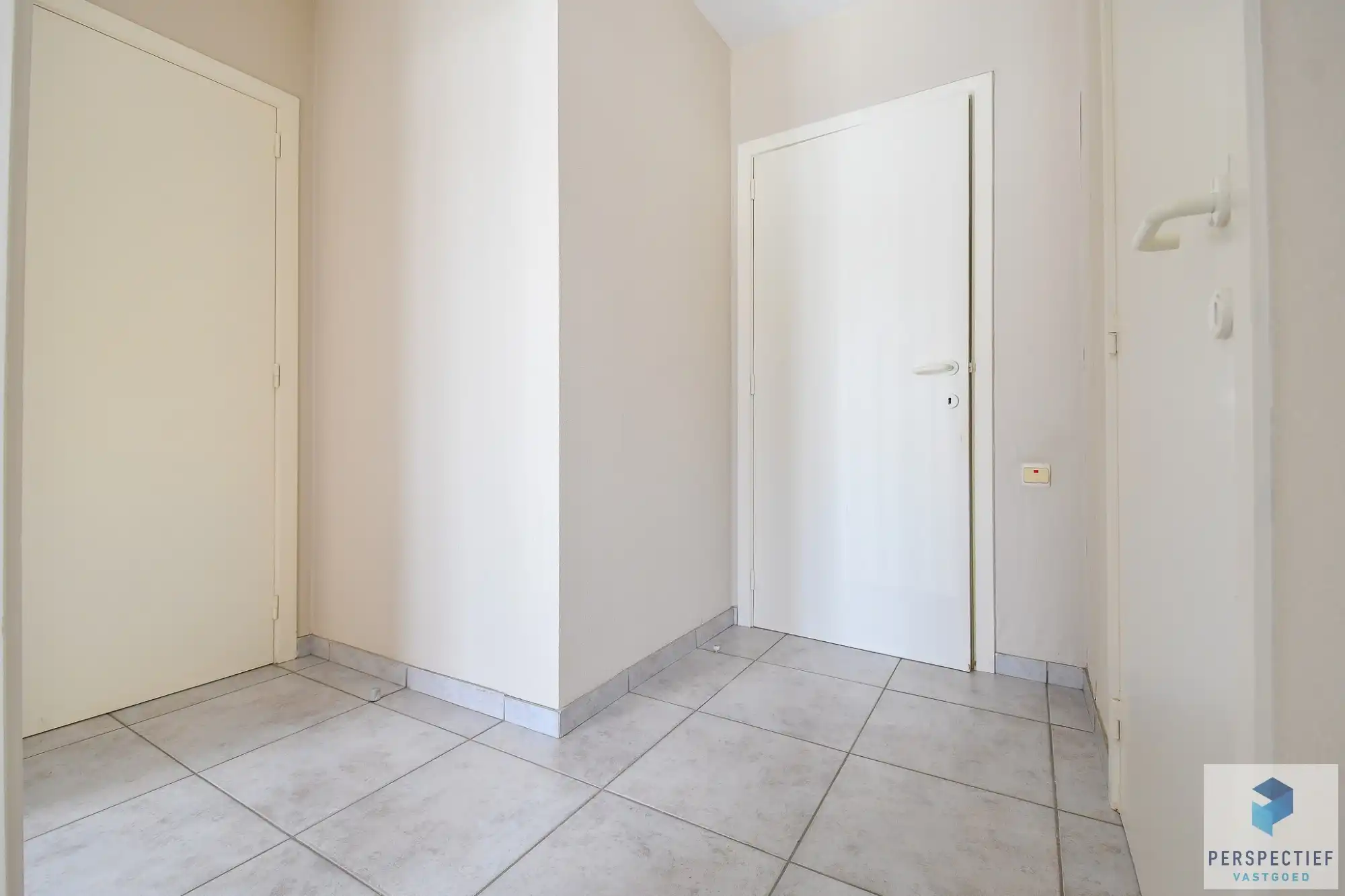 Ruim gelijkvloers appartement met tuin & garage te Oostveld (Oedelem) foto 8