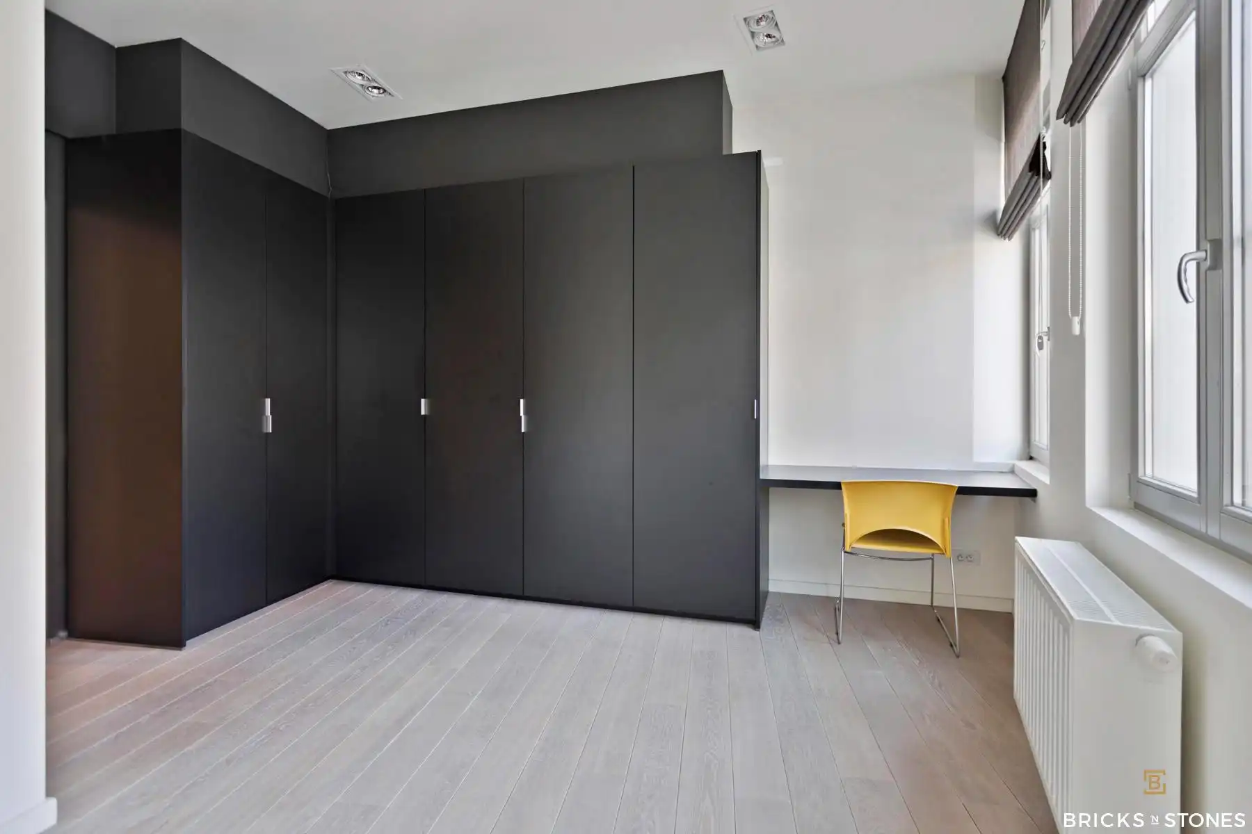 Veelzijdige woning te koop foto 8