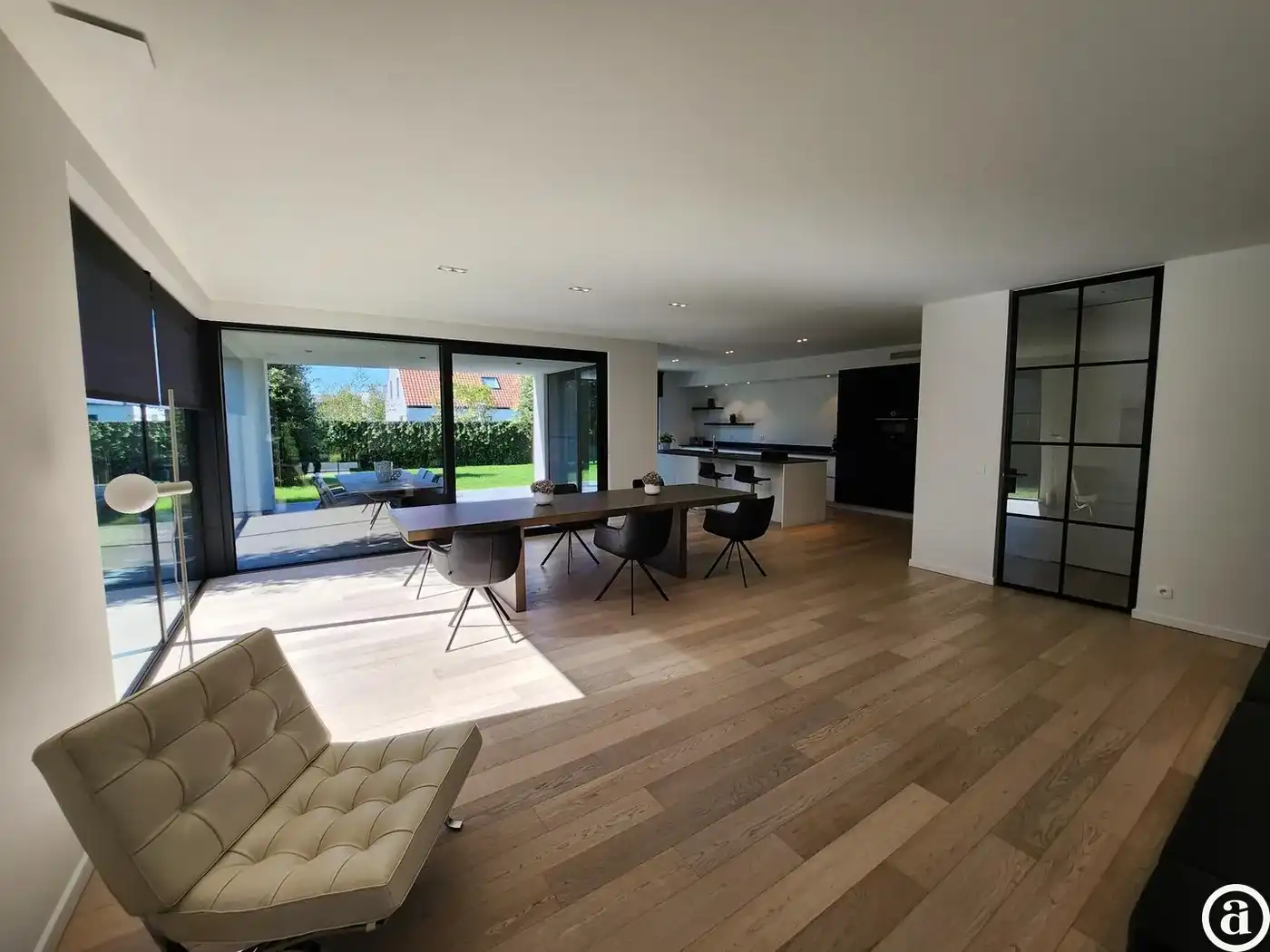 Recente alleenstaande villa centraal gelegen vlakbij het centrum van Knokke. foto 14