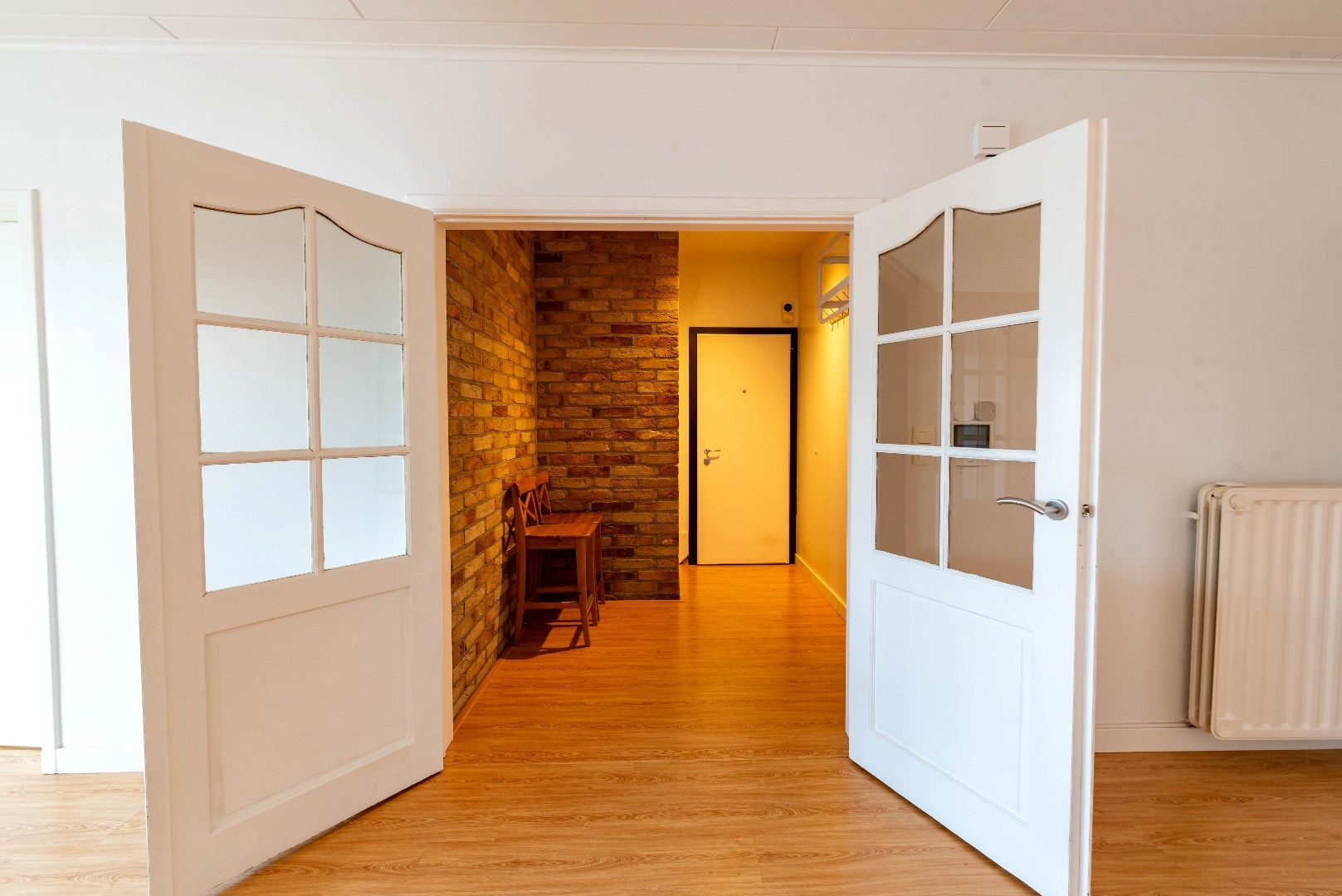 Ruim appartement met twee slaapkamers foto 8