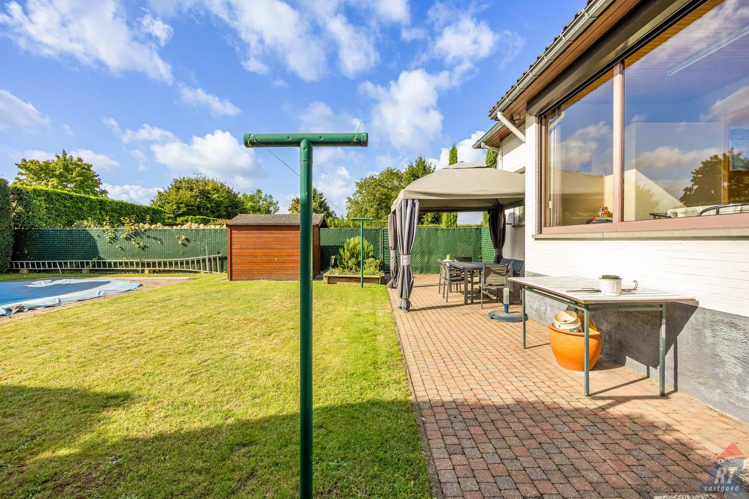 Charmante woning met zwembad op toplocatie in Sint-Truiden foto 20