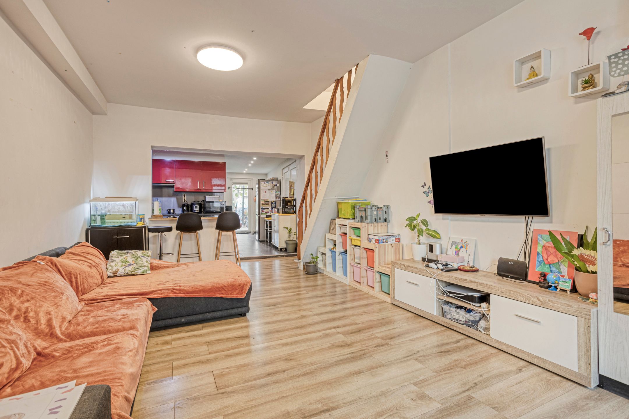 Instapklare rijwoning met tuin op toplocatie te Wilsele foto 3