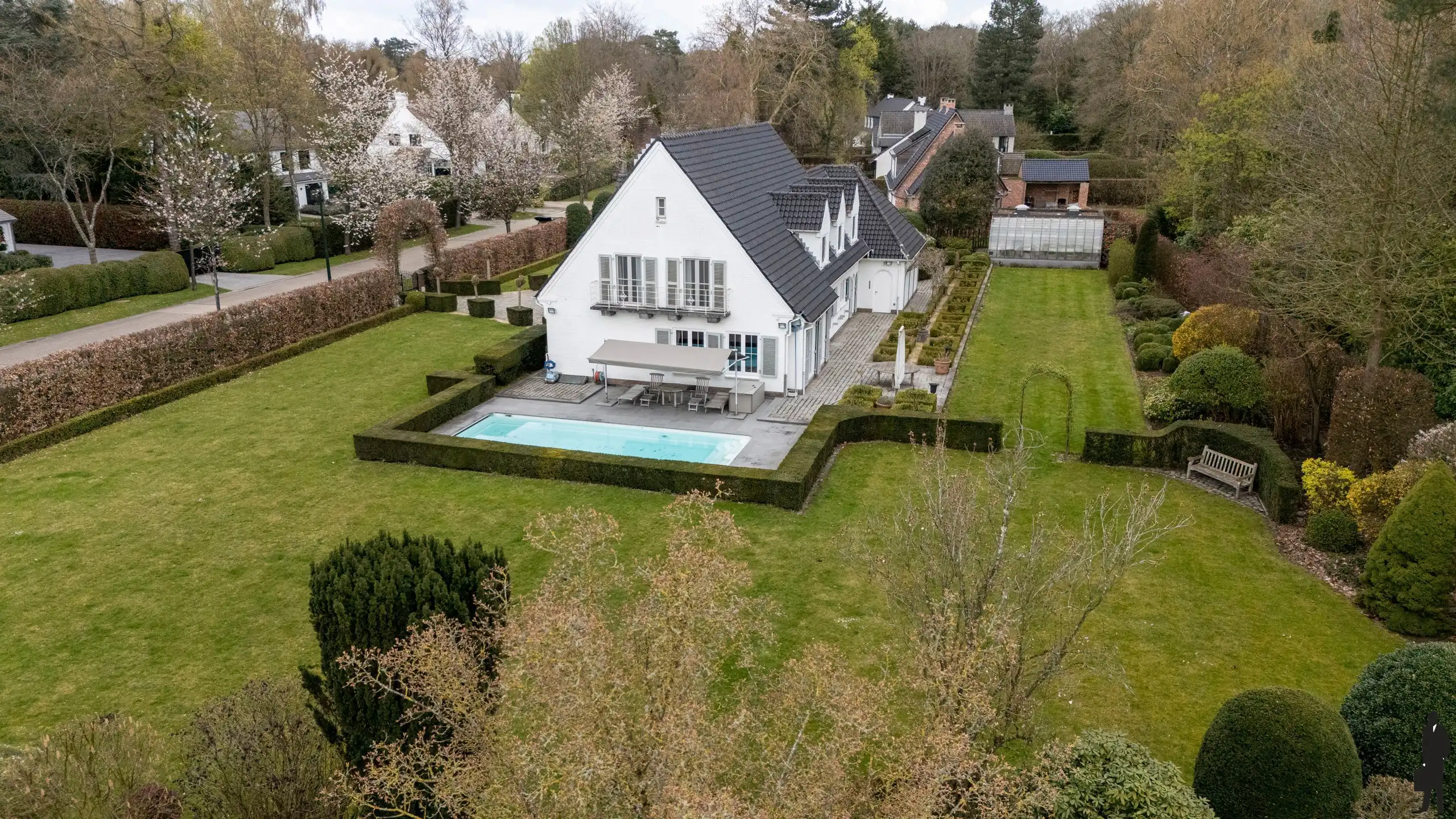 Klassieke villa met zwembad op ca. 3.150 m² in Schilde foto 32