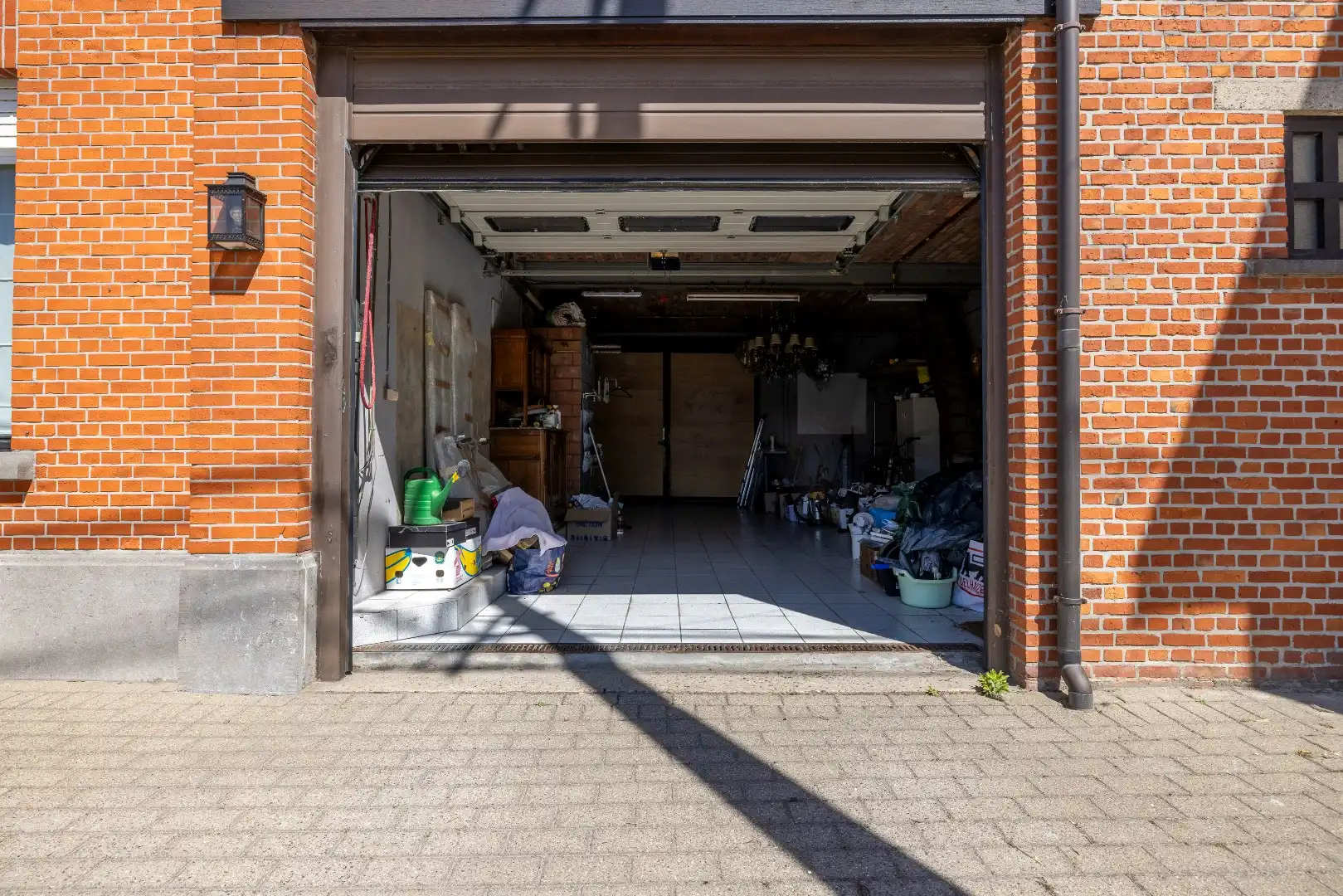 Leuke woning met 4 slk, grote garage en groot binnenterras foto 14