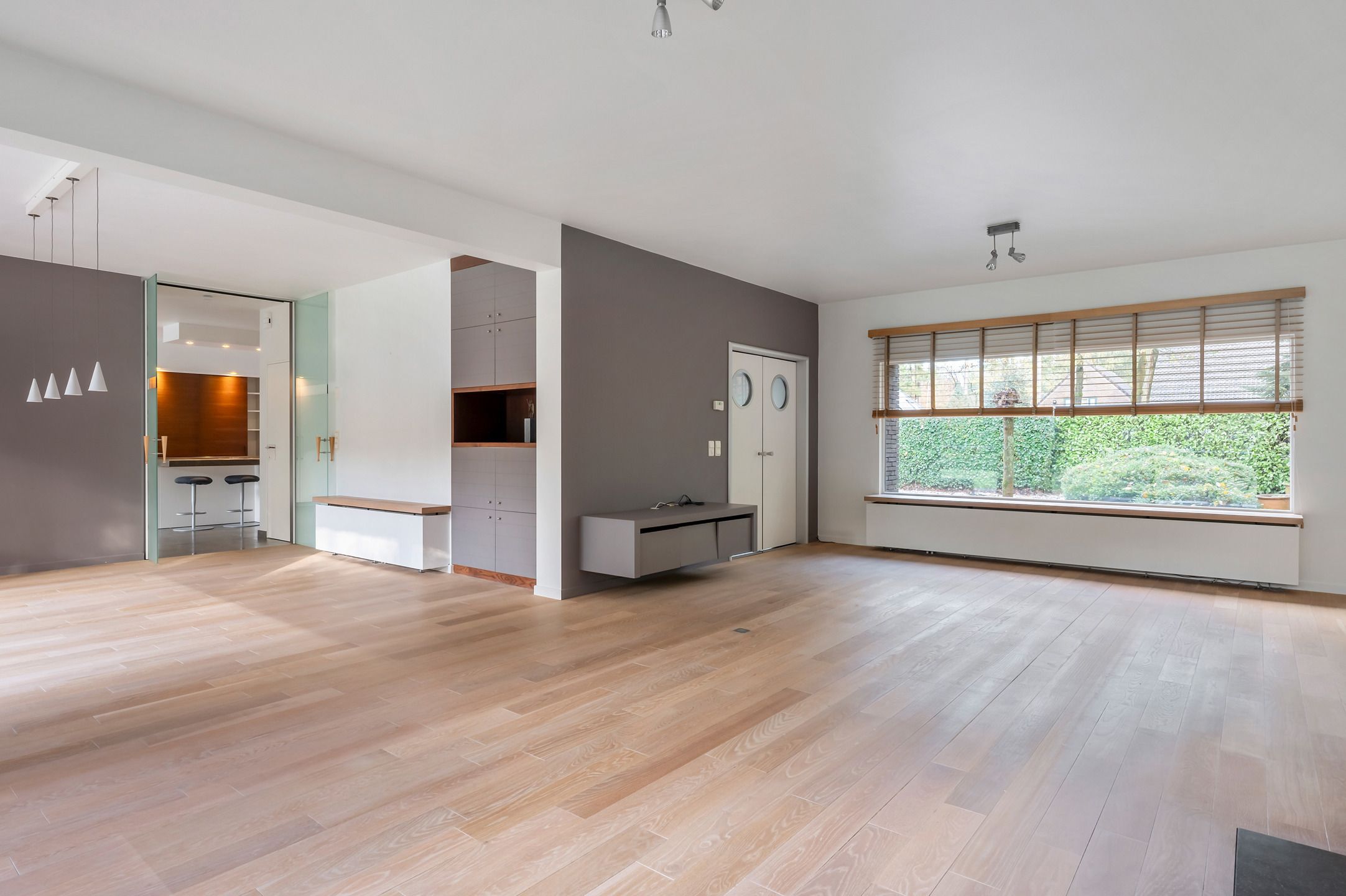 Ruime architecturale villa met 5 slaapkamers  foto 7