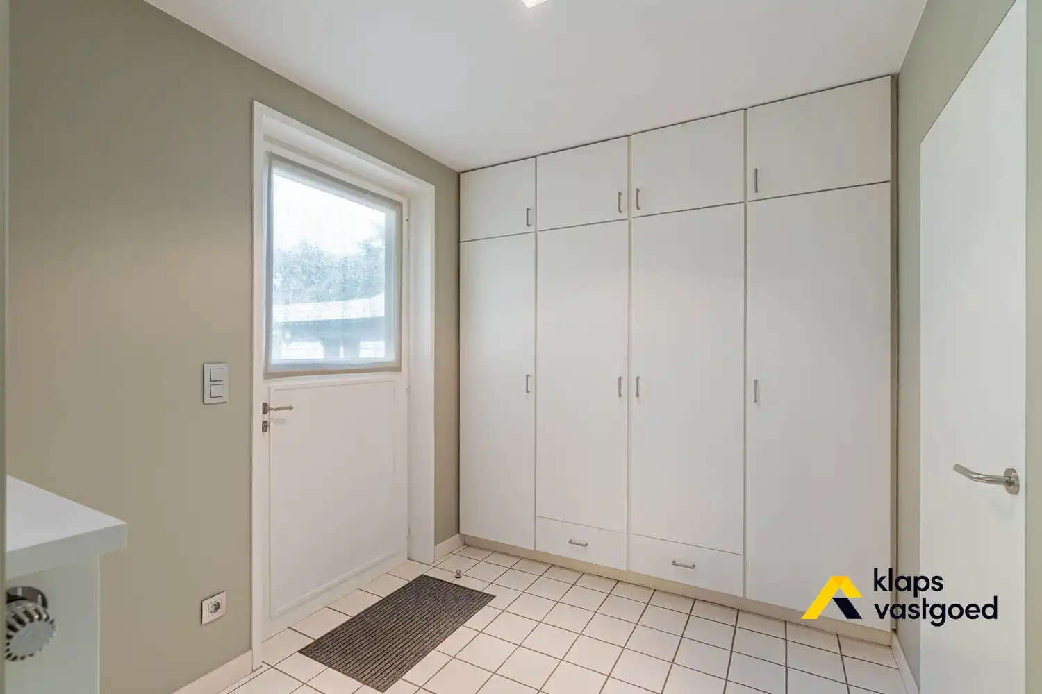 Uitzonderlijk mooie villa op 2.114 M2 in Kinrooi. foto 28