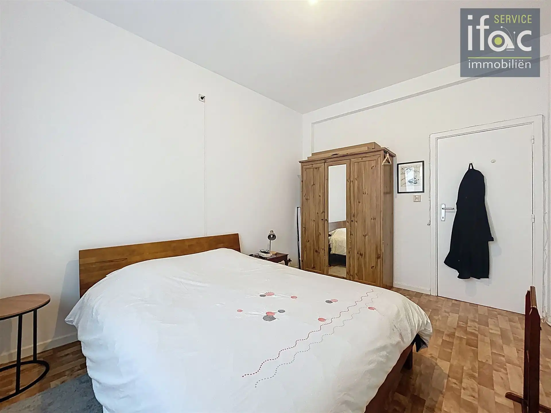 Lichtrijk goed onderhouden appartement op de 4e verdieping foto 10