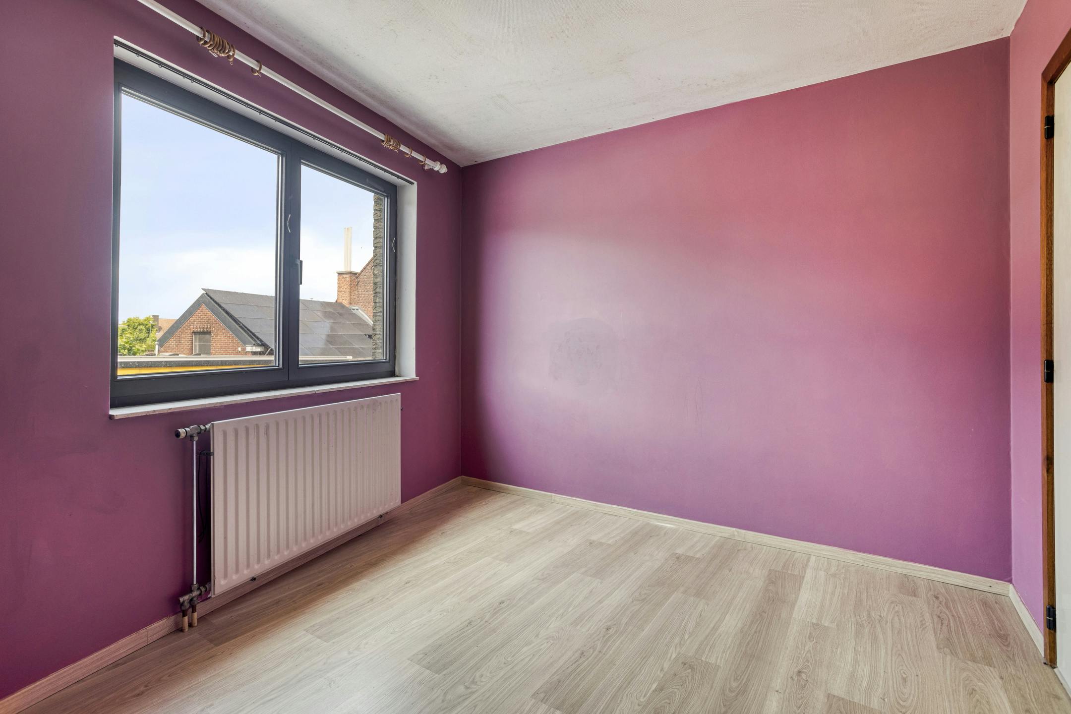 Appartement te koop nabij het centrum van Roeselare met 3 slaapkamers. foto 9