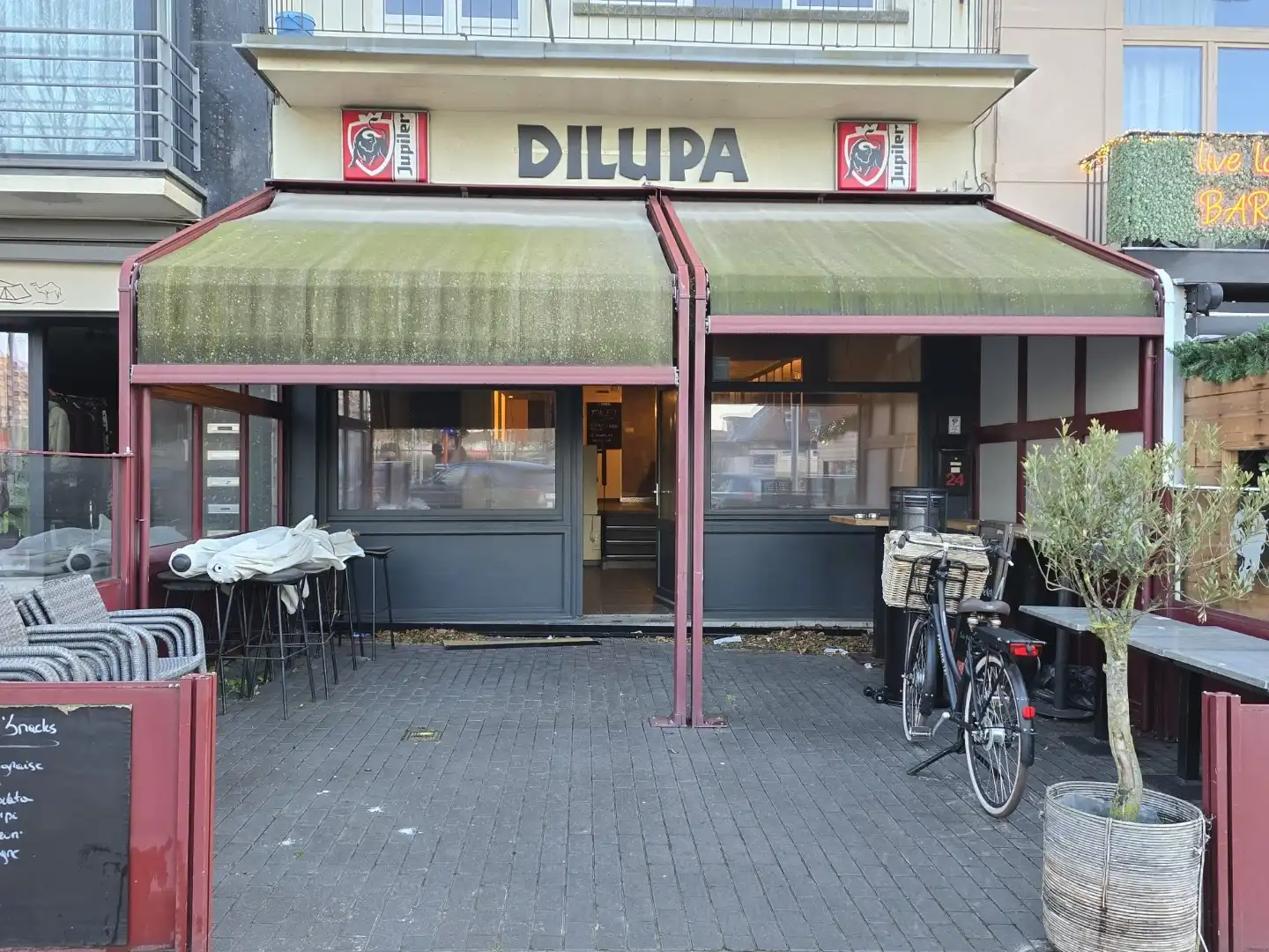 Investeringspand met veel potentieel op top locatie in Blankenberge foto 3