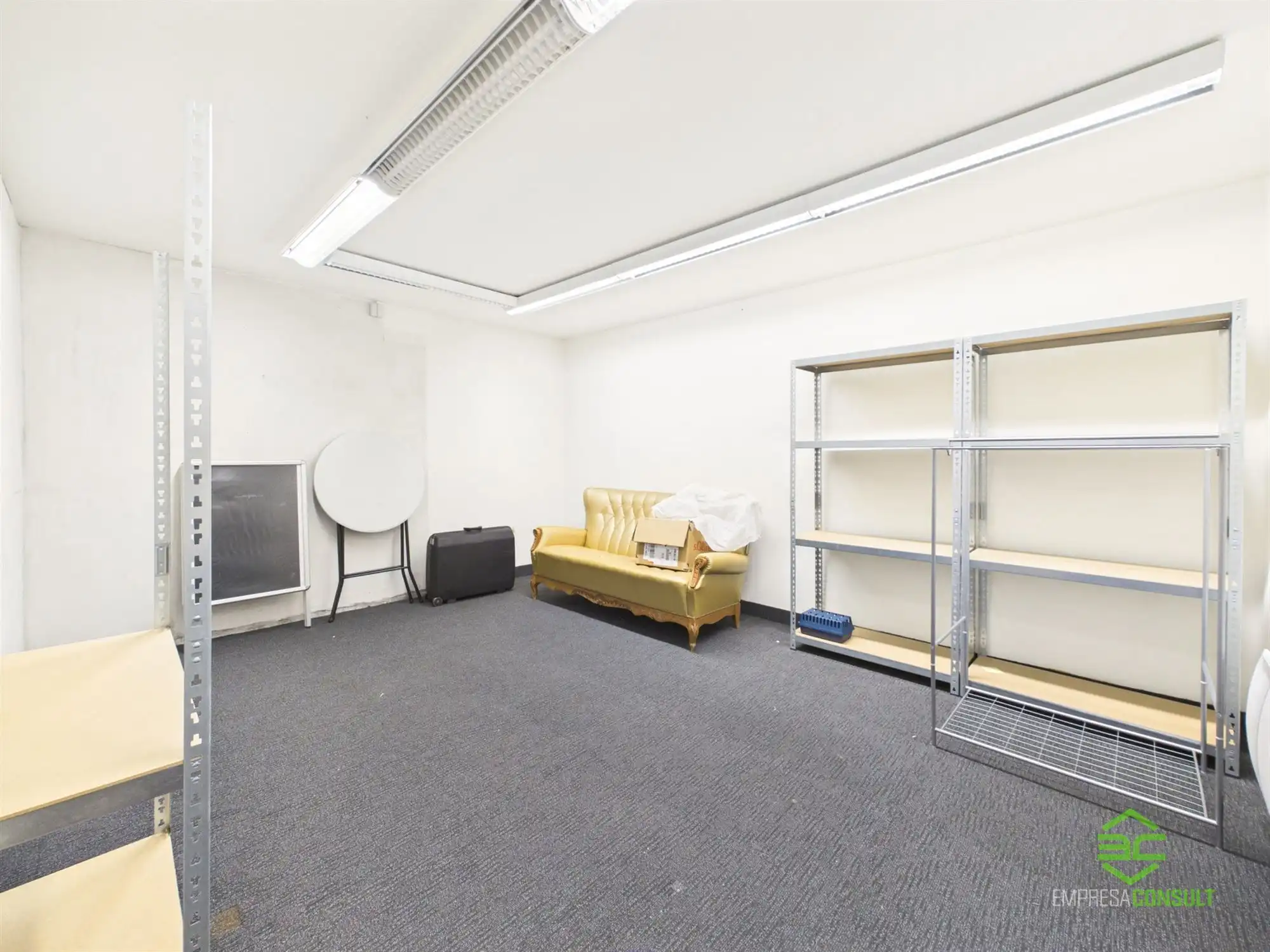 Handelsruimte van 125m² aan doorgaande weg in Budingen! foto 18