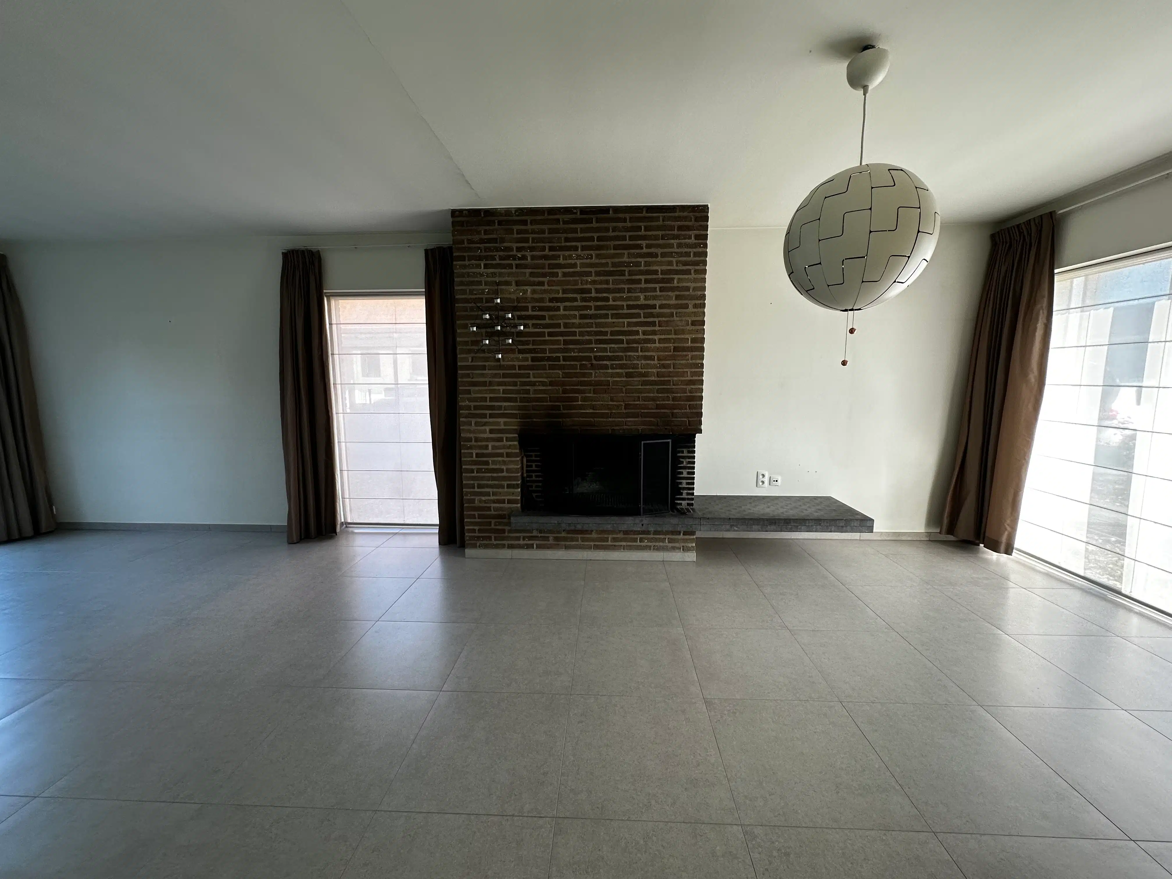 Halfopen bebouwing in centrum van Aalter foto 3