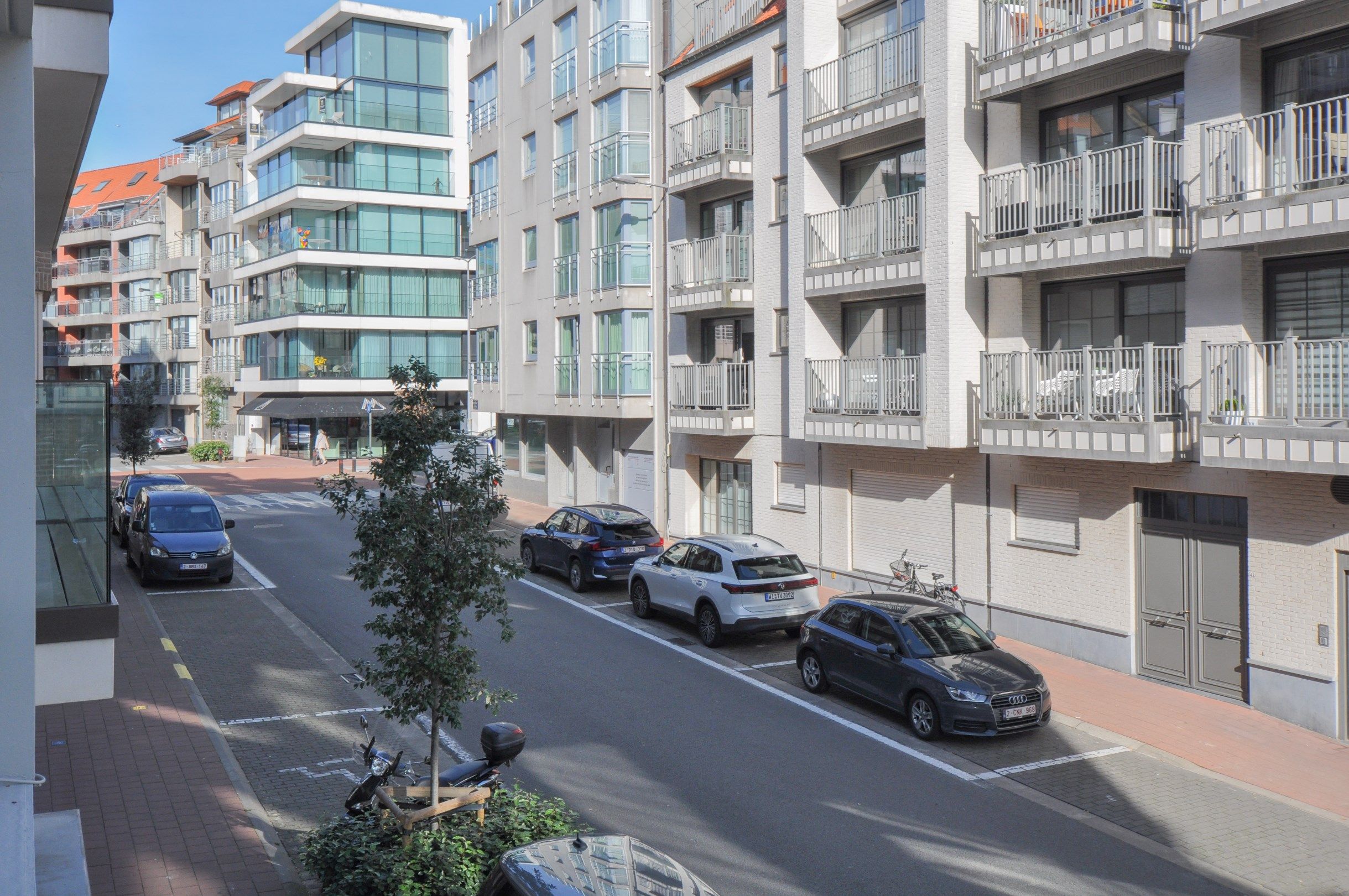 ()=>{if(producerUpdateValueVersion(node),producerAccessed(node),node.value===ERRORED)throw node.error;return node.value} 8300 Knokke-Heist