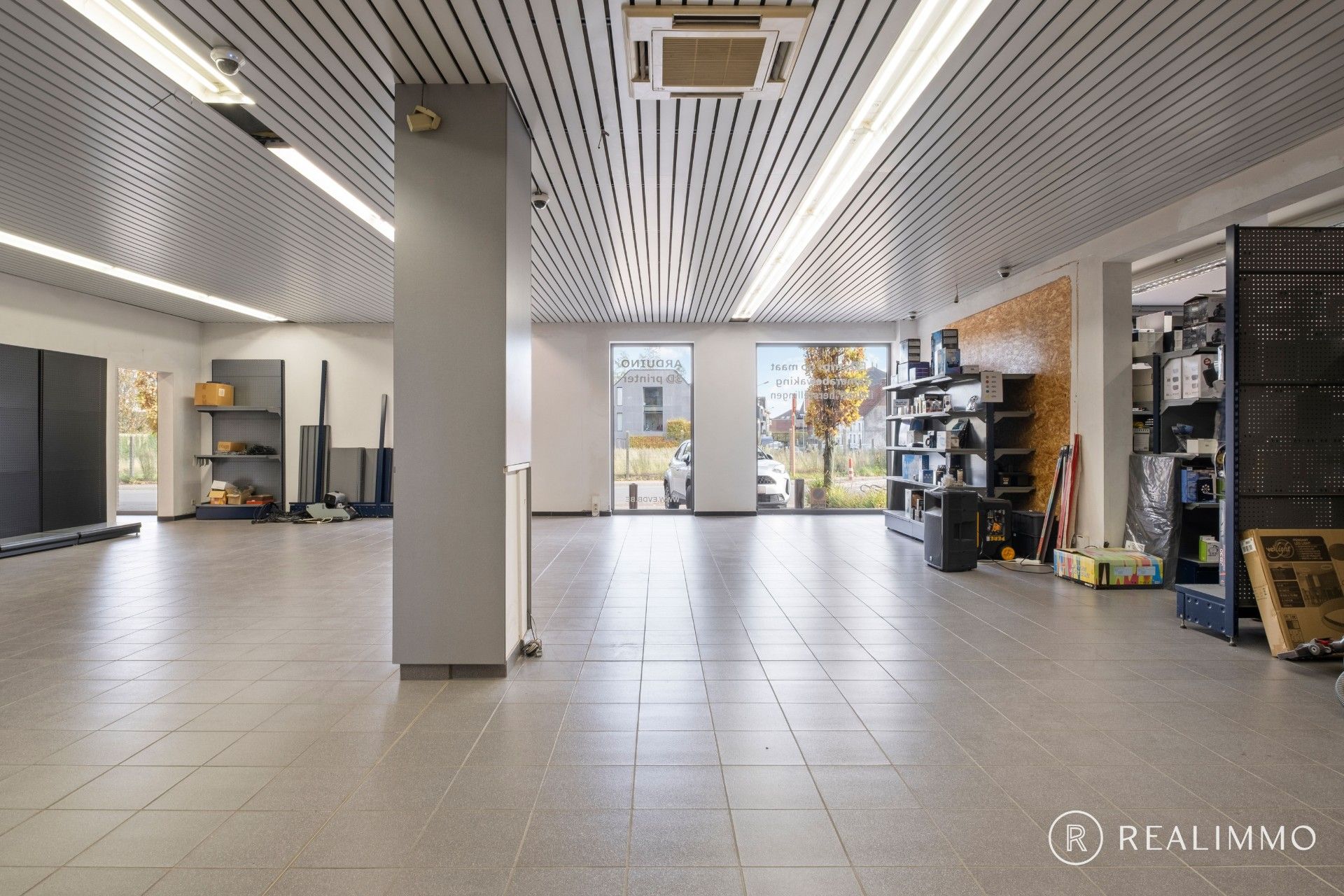 Handelsruimte in centrum Waregem foto 7