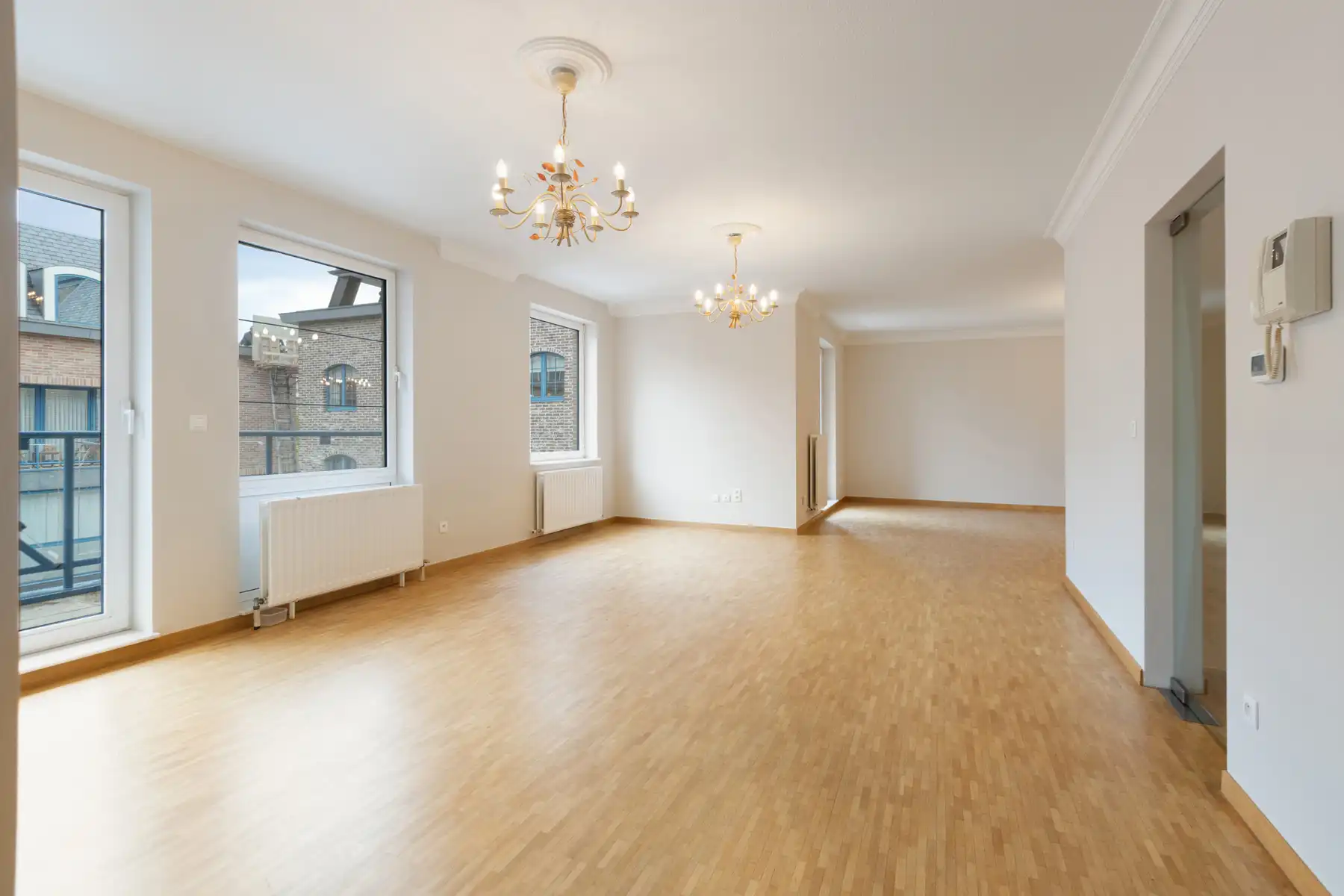 Appartement te huur foto {{pictureIndex}}