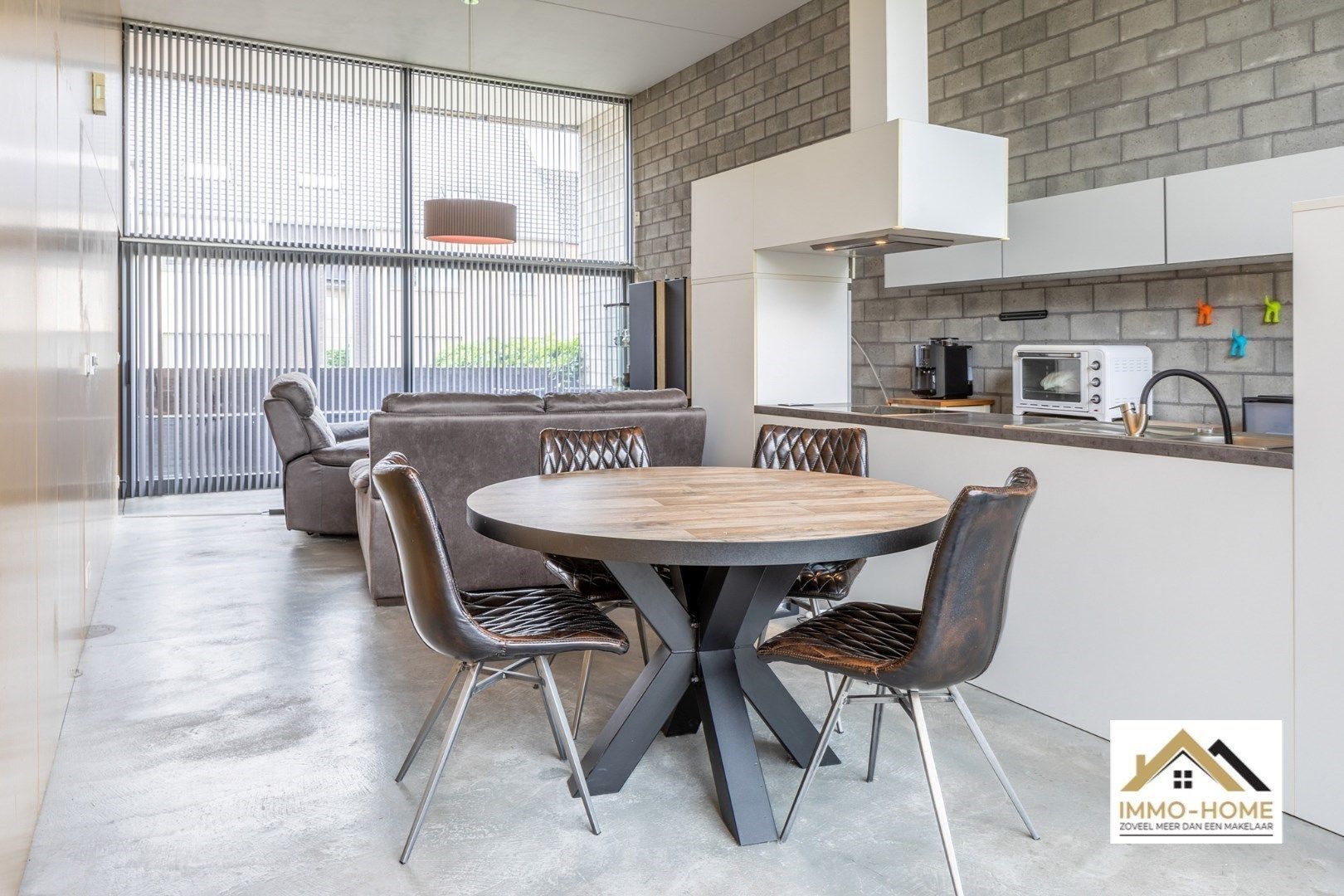 Moderne, strakke woning met mogelijk 3de Slaapkamer!  foto 7