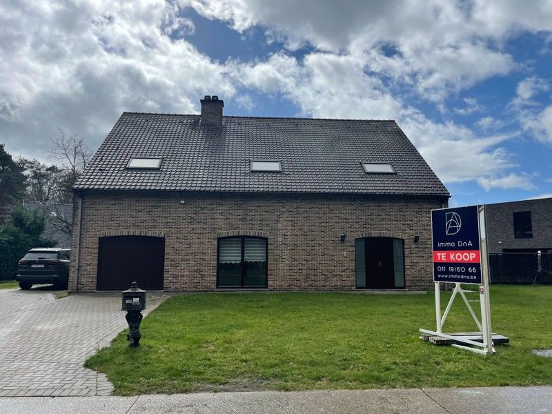 Prachtige vrijstaande woning met 4 slaapkamers op een perceel van 9a 41ca. foto 68