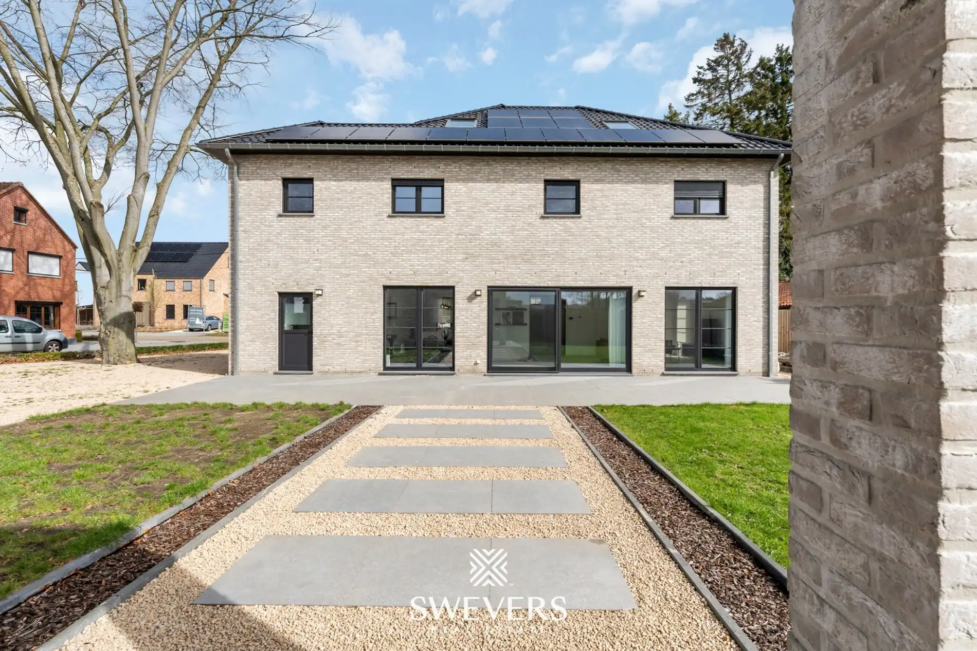 Imposante BEN-villa met luxe-afwerking foto 37