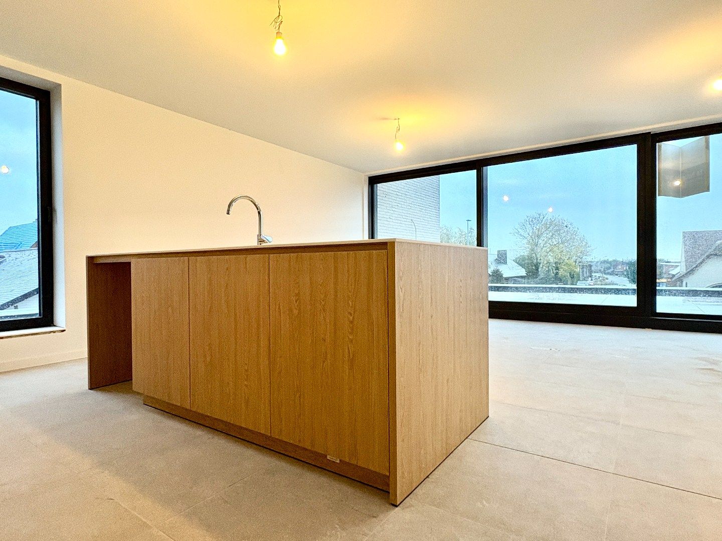 Nieuwbouw appartement met 2 slaapkamers nabij centrum Oostrozebeke foto 2