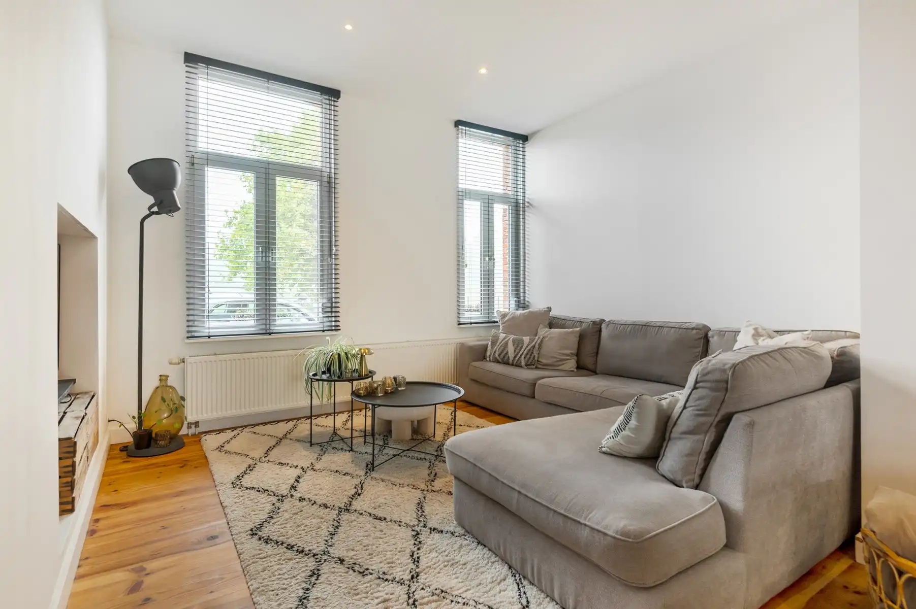 Ruime woning met 4 slaapkamers en gezellige stadstuin foto 2