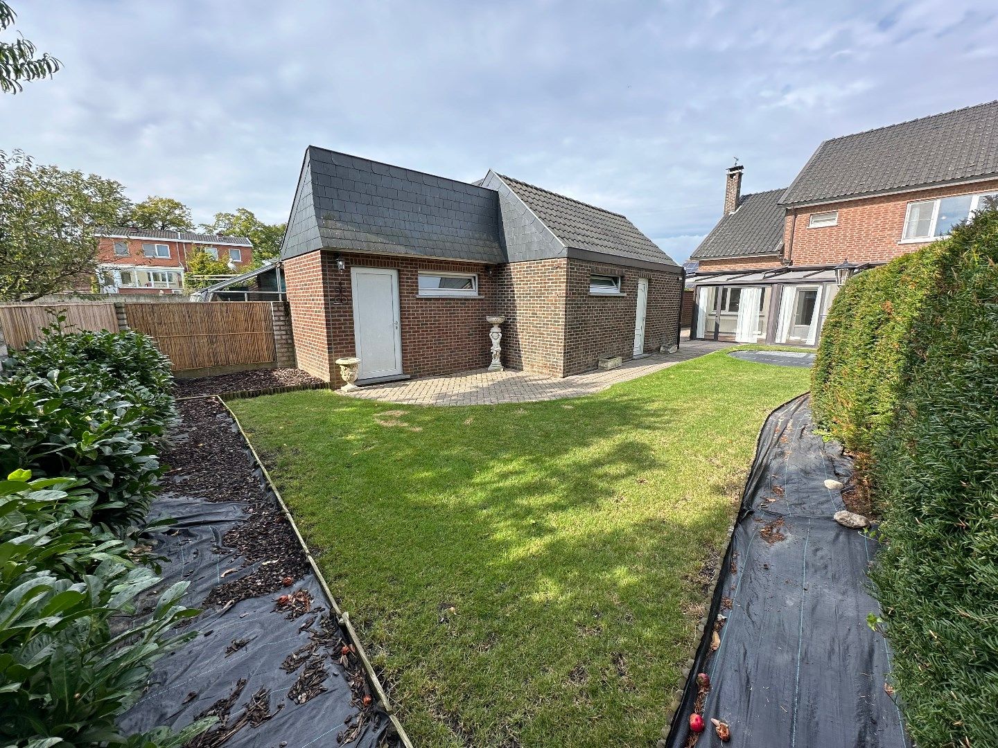 Ruime woning met tuin, terras, garage en 3 slaapkamers foto 18