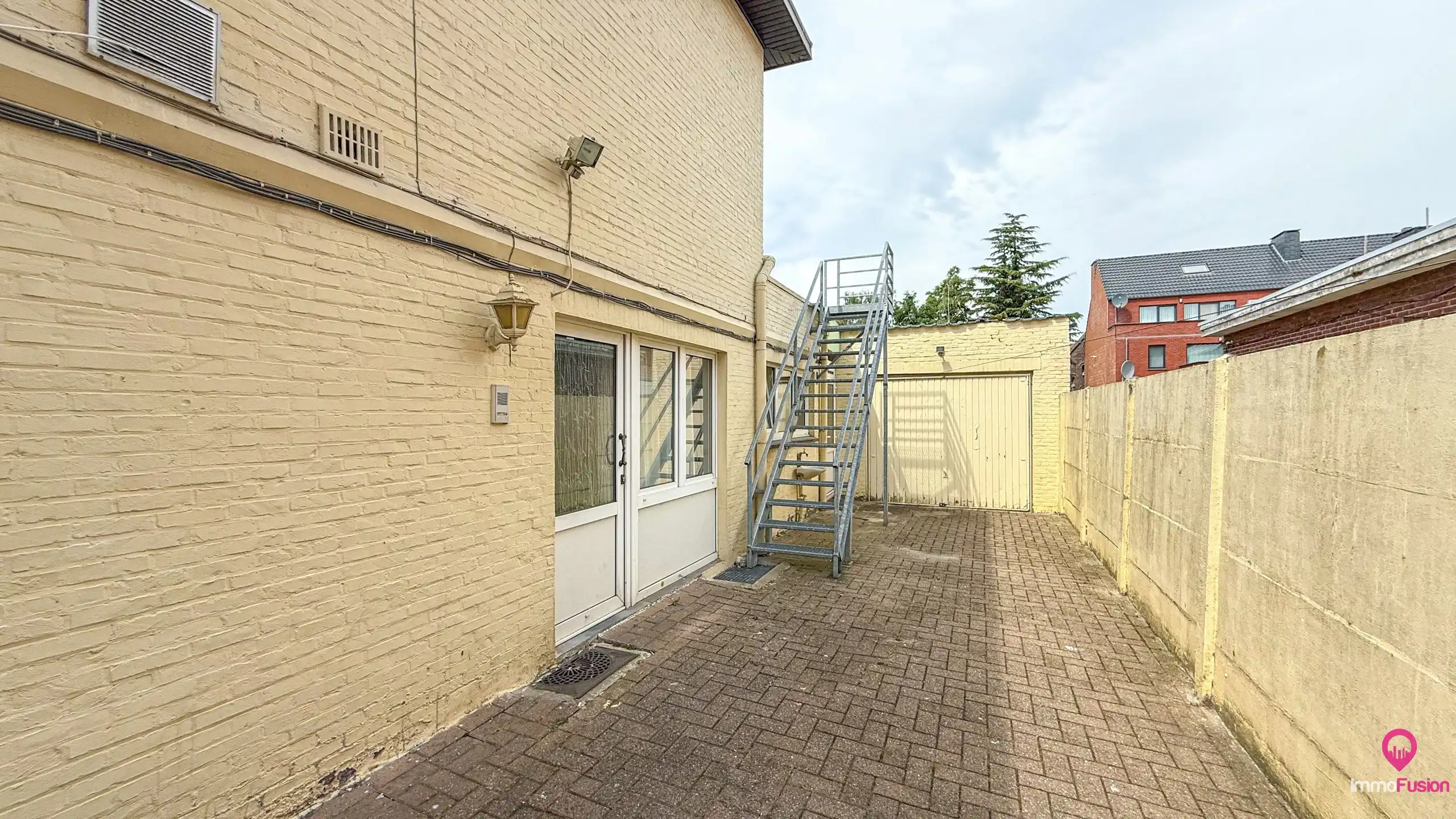 Veelzijdig pand met 2 wooneenheden op centrale ligging! foto 40