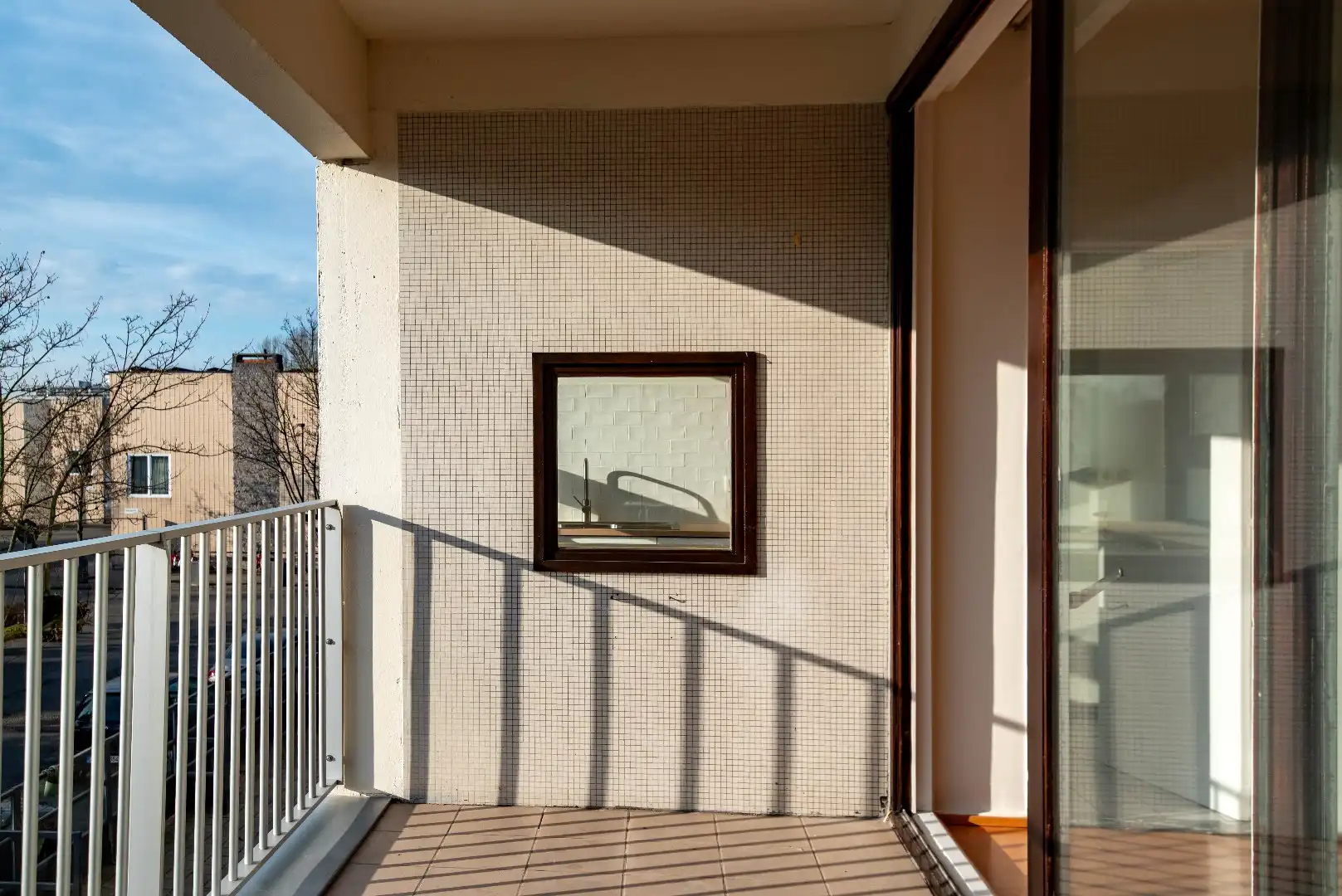 Instapklaar appartement op de 1ste verdieping met terras foto 5