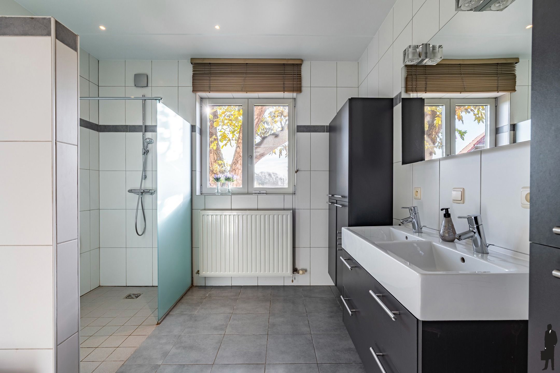 Landelijk gelegen woning in Minderhout op ca 9.000 m² grond foto 31