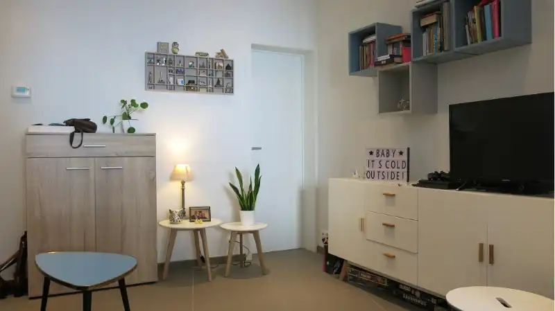 Gerenoveerd gelijkvloers appartement met ruim STADSTERRAS te huur in Brugge foto 3