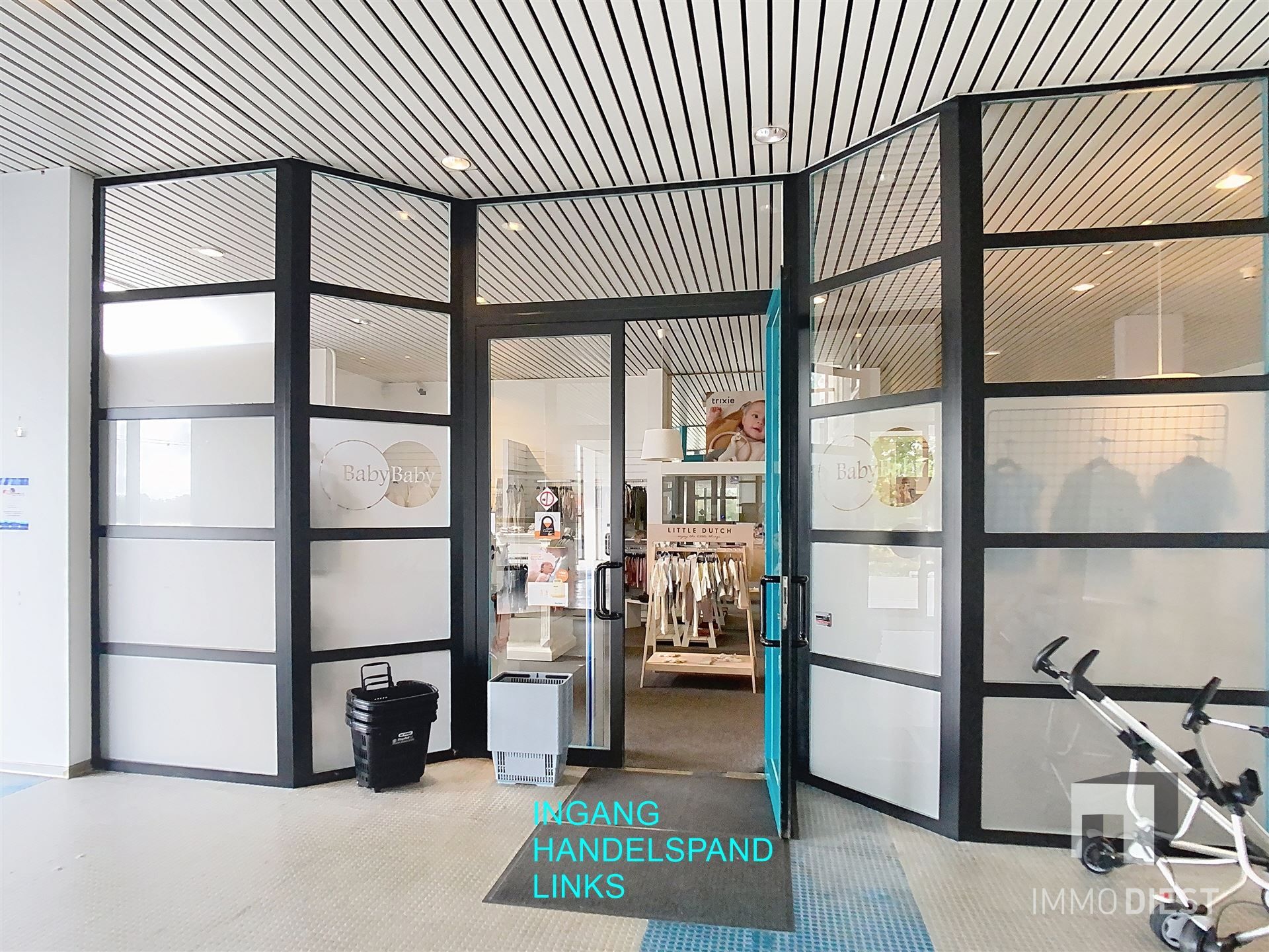 Handelspandvan 1633 m2 met ruime parking langs verbindingsweg foto 3