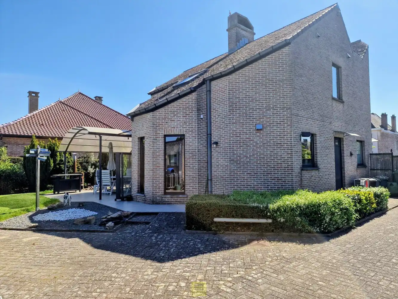 Instapklare open bebouwing met tal van extra’s en verrassend lage energiekosten foto 29