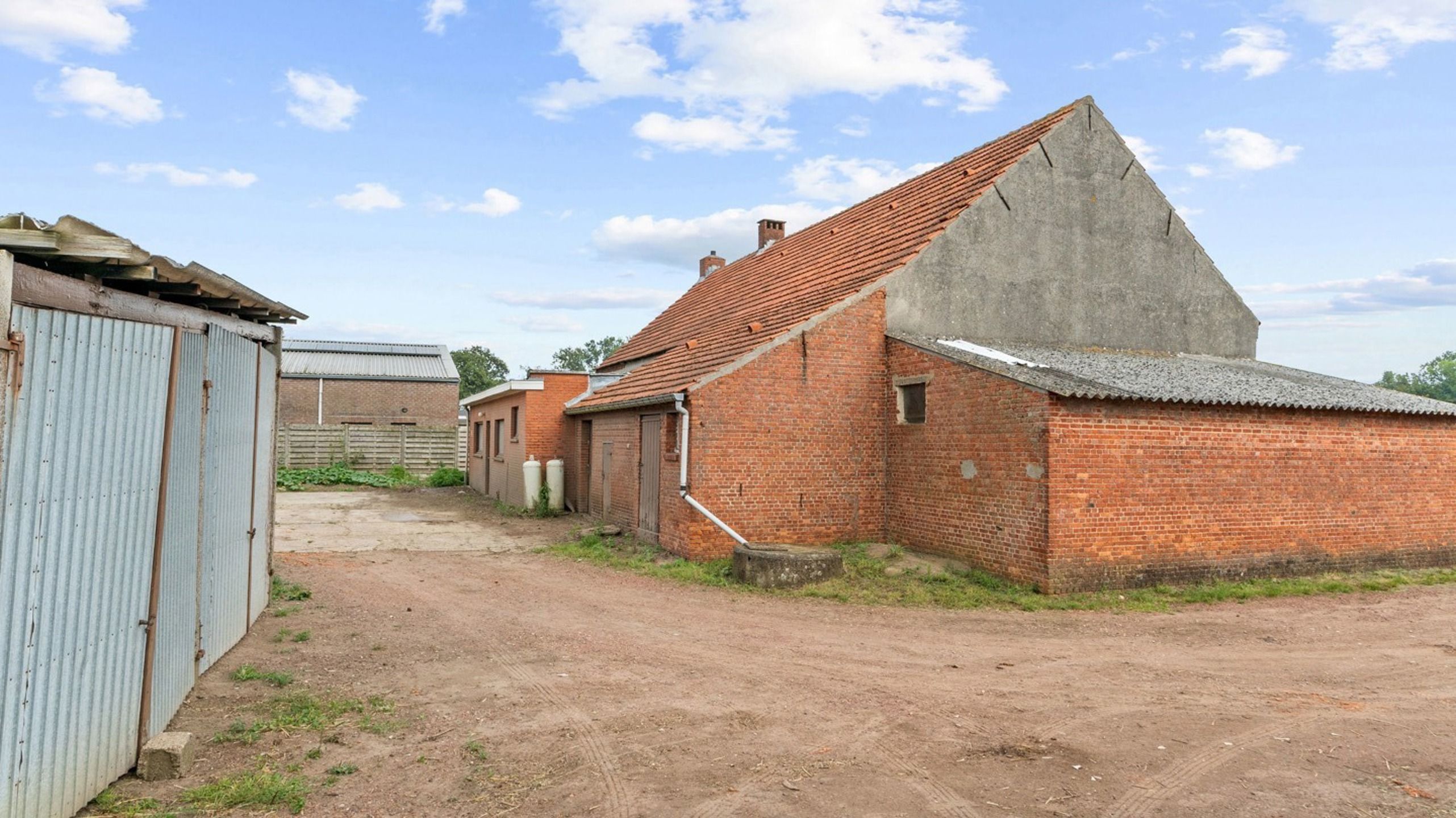 HEIST-OP-DEN-BERG - Te renoveren landbouwwoning met loods op 2,3 Ha foto 14