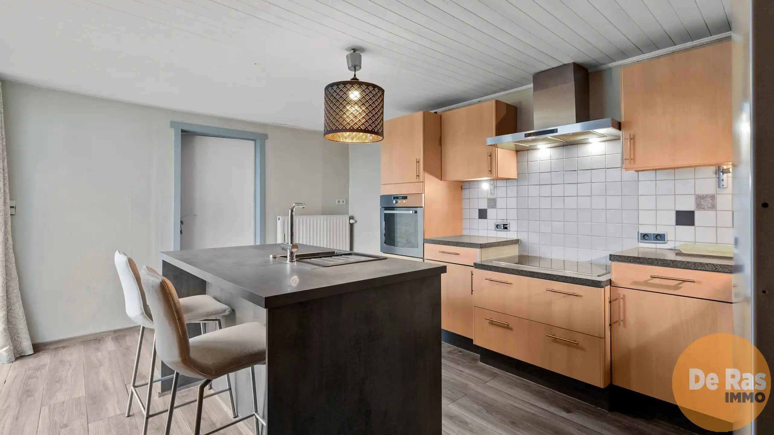 VLOESBERG -  Landelijk gelegen woning op ruim perceel van 17 are foto 5