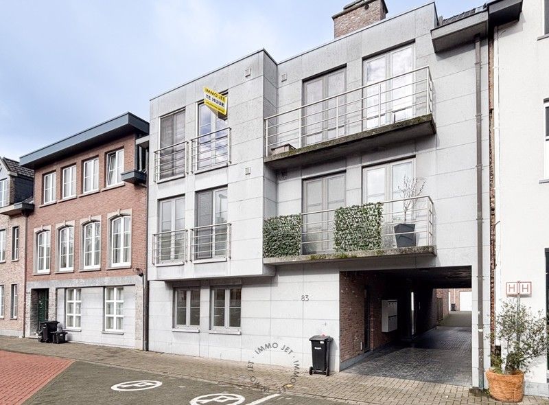 Recent appartement nabij het centrum van Beveren foto {{pictureIndex}}