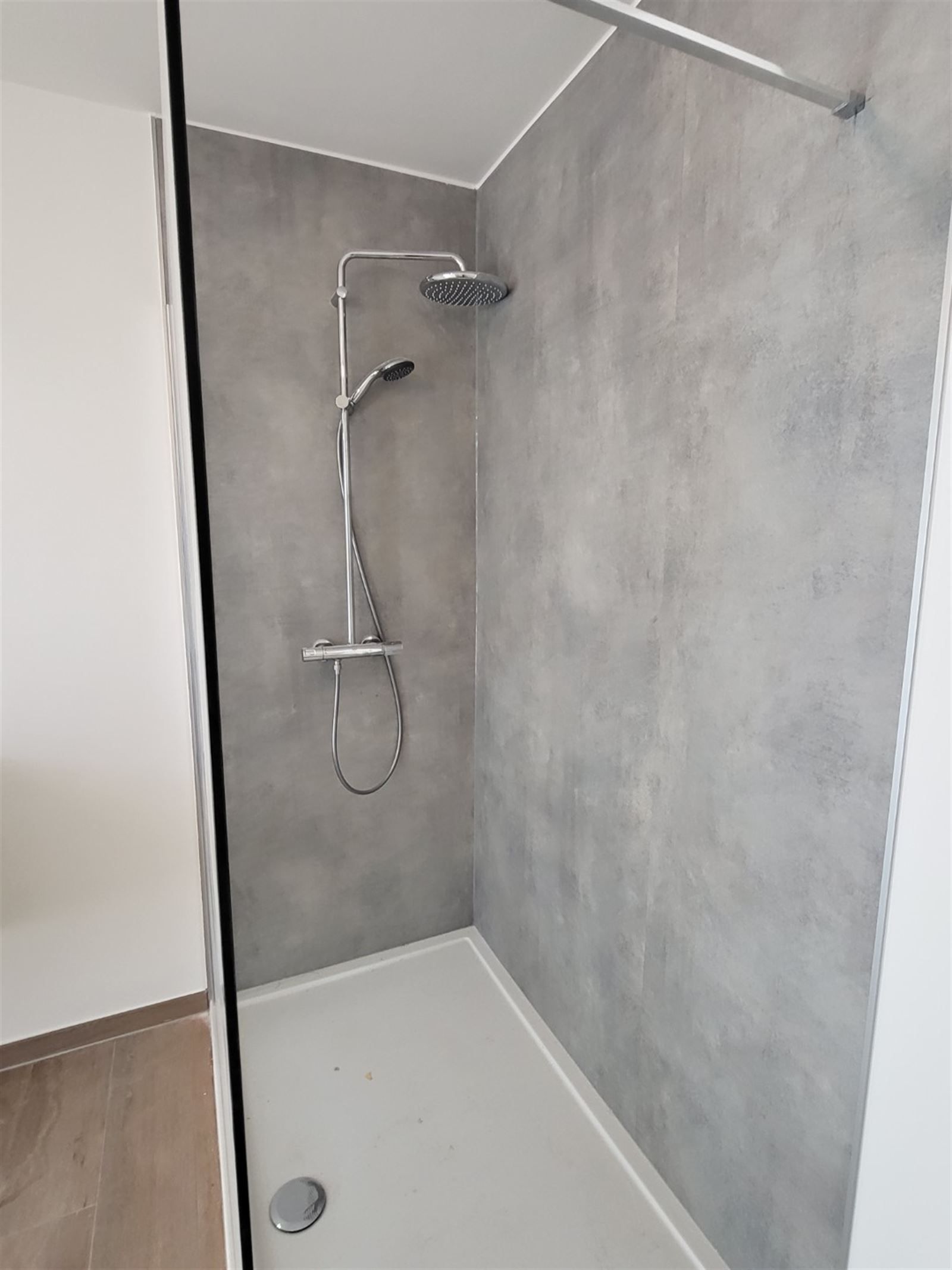 Energiezuinig 1-slaapkamerappartement met ruim terras foto 15