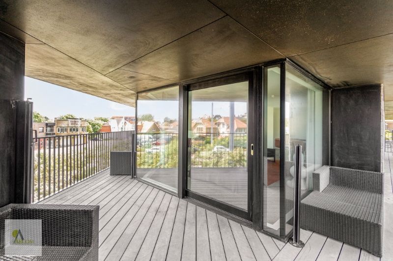 Res. "Pierre Paulin" foto 2