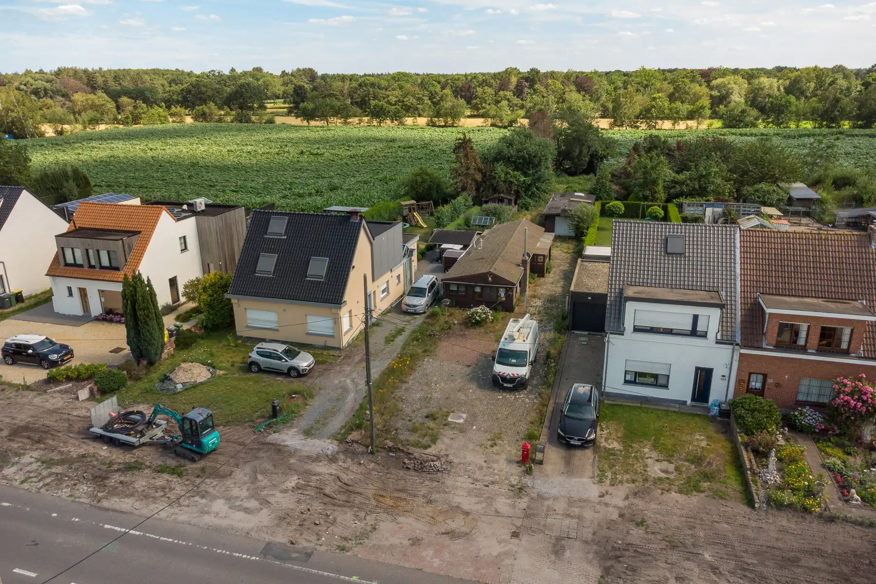 Bouwgrond – 590 m² – Open bebouwing met aansluitende garage foto 15